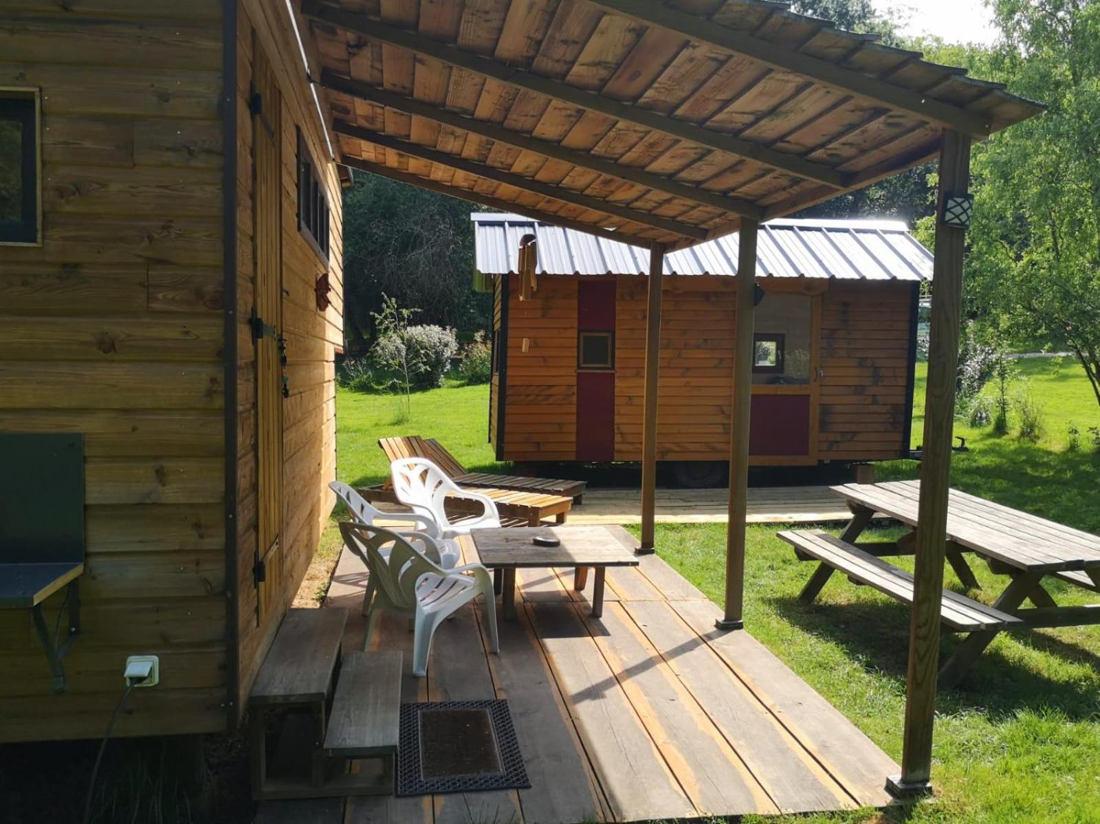 Mobile Home - Photo 5