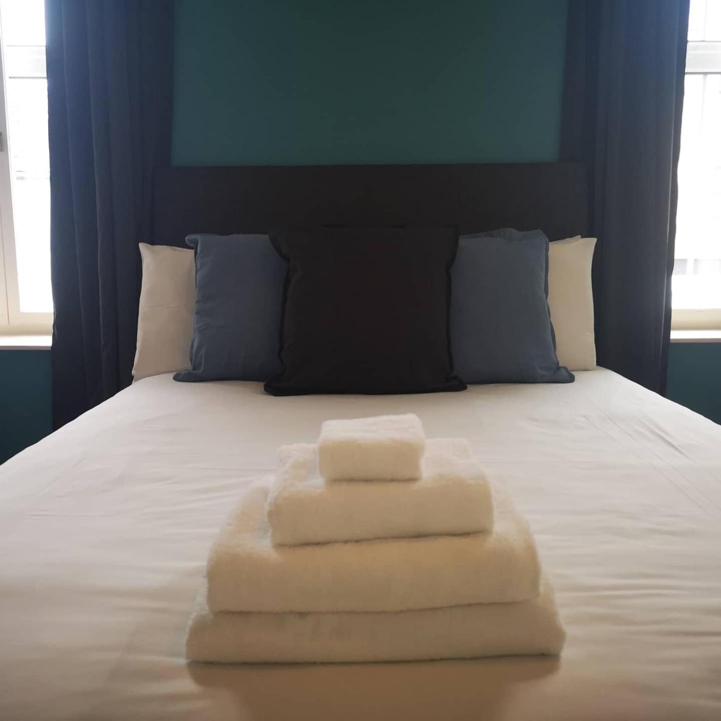 Double Room - Photo 5