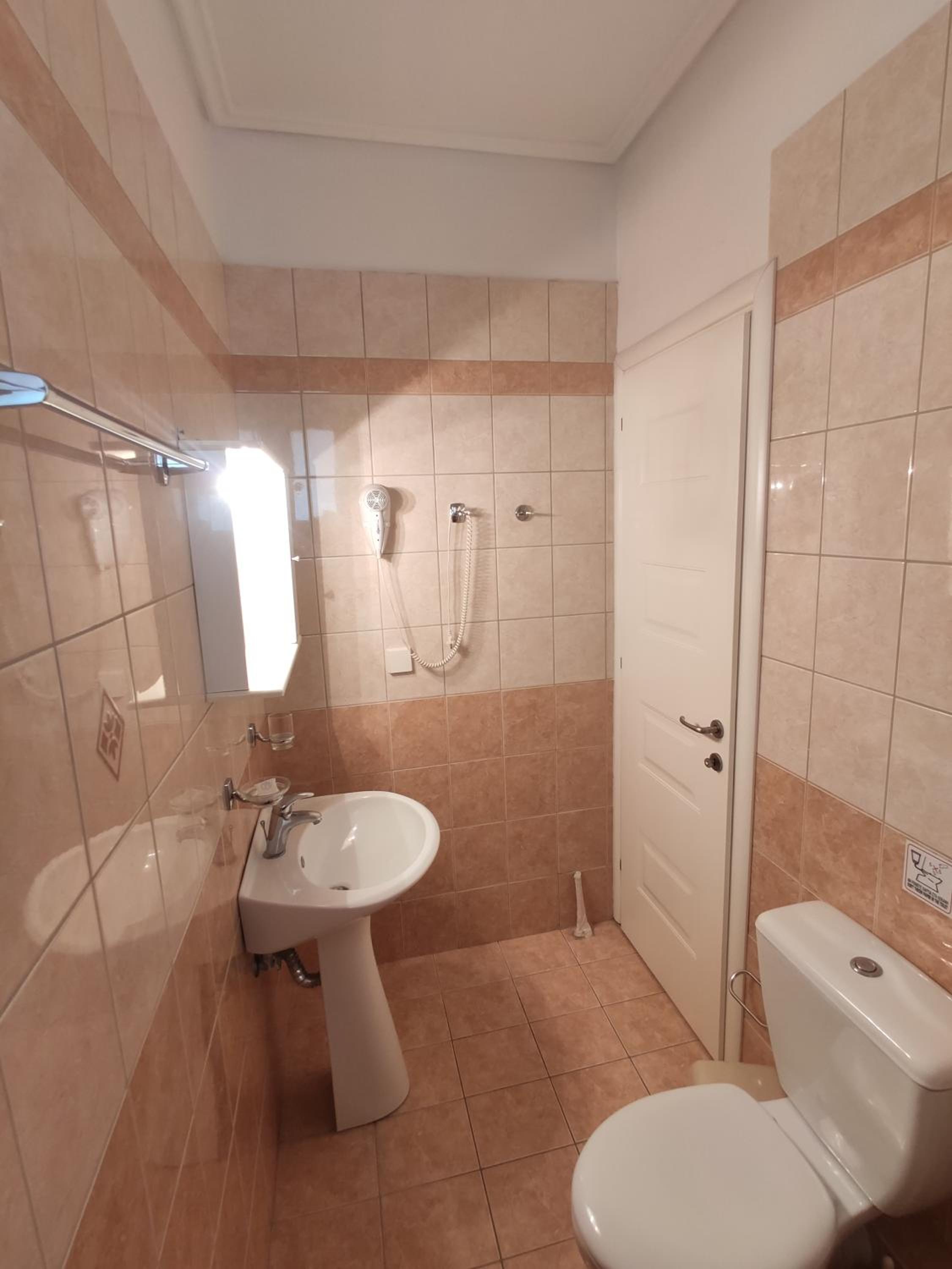 Deluxe Double Studio - Photo 18