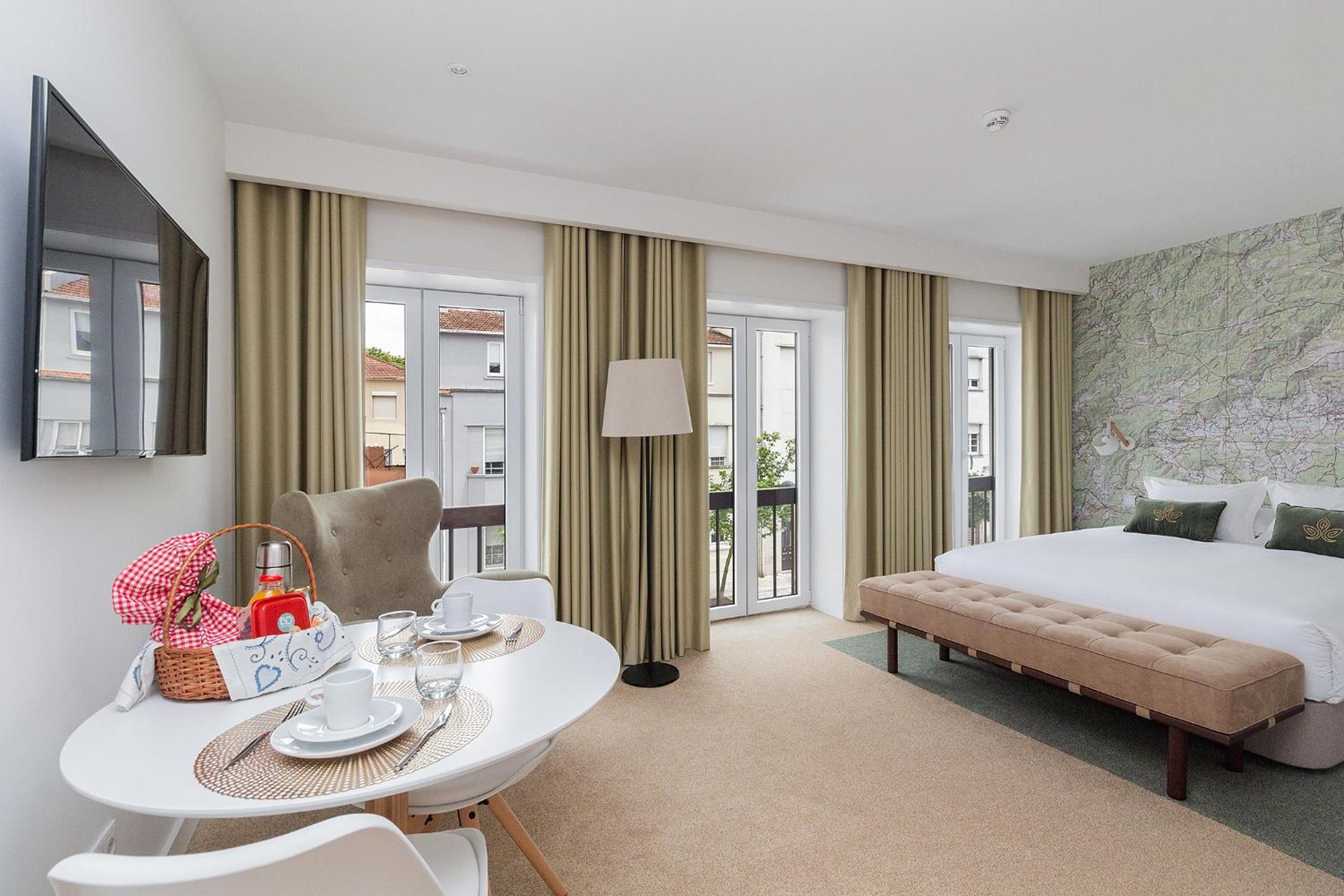 Deluxe Apartment