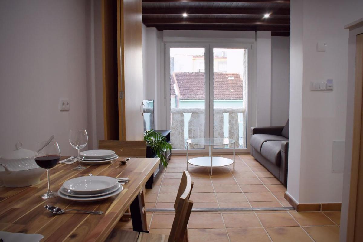 One-Bedroom Apartment - Photo 3