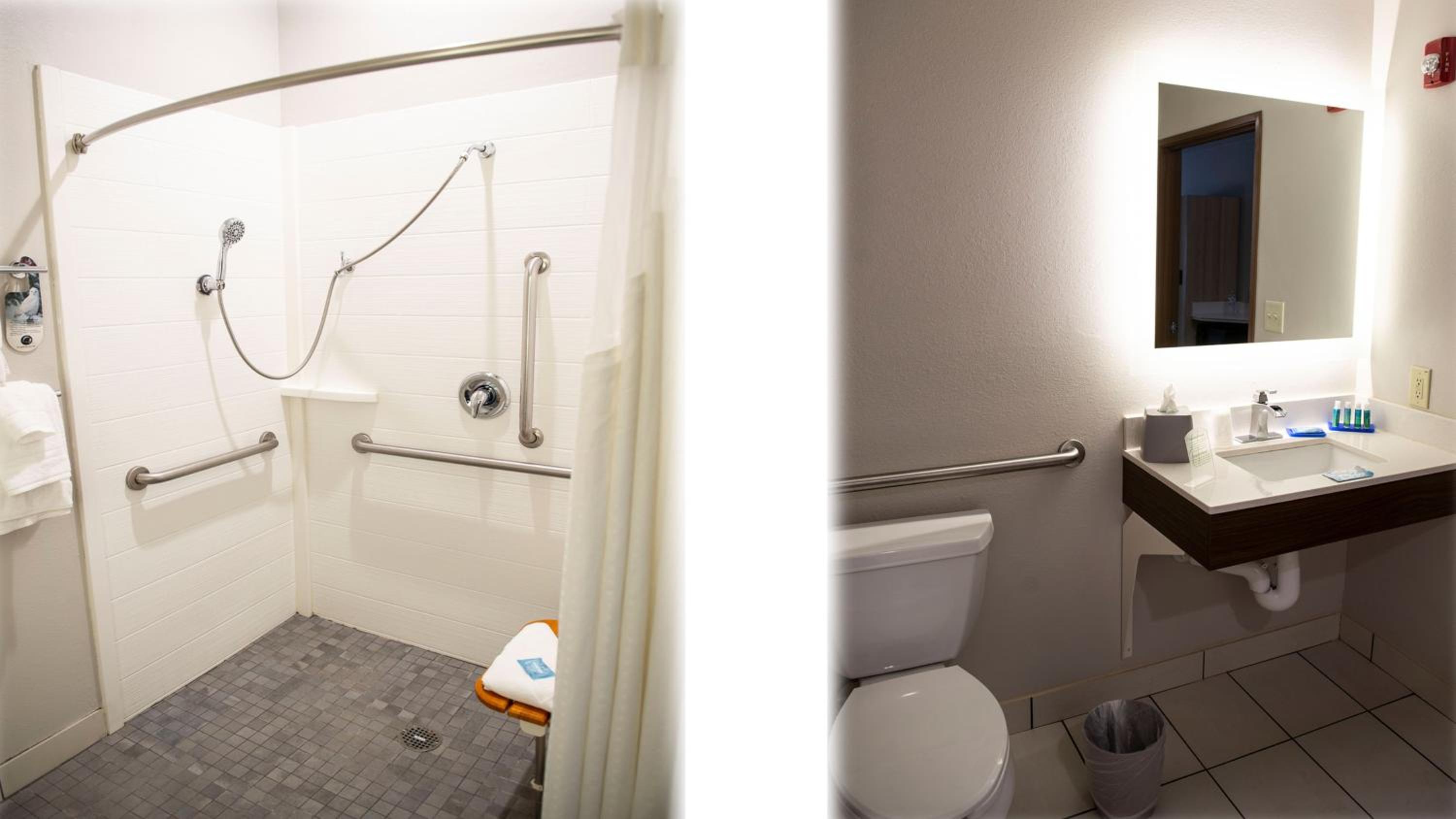 King Room with Roll in Shower - Hearing Accessible photo 2
