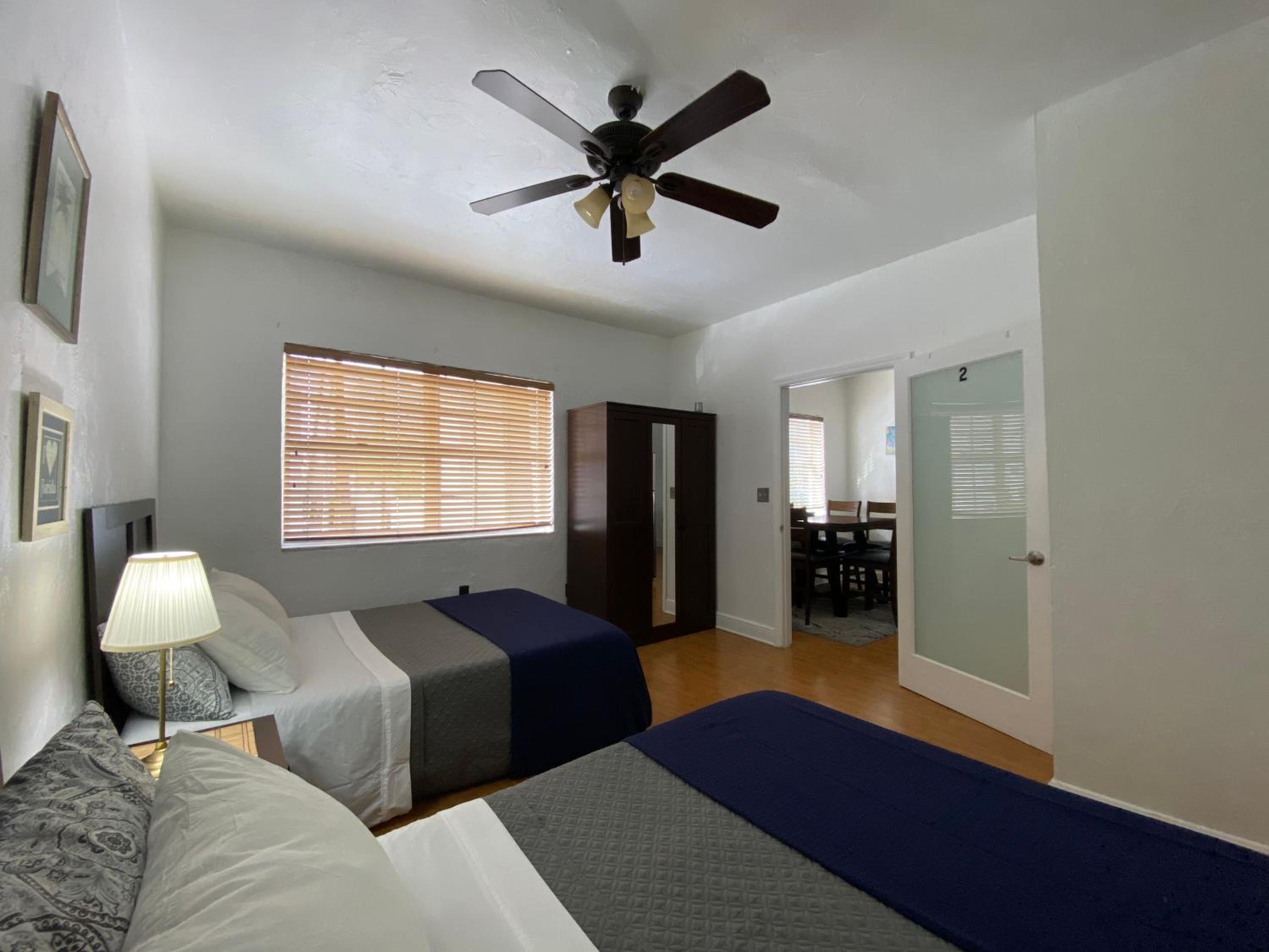 Private Standard Double Queen Room and Bathroom
