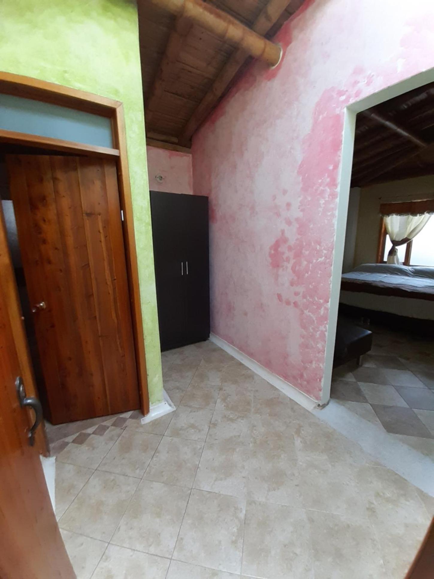 Budget Twin Room photo 2