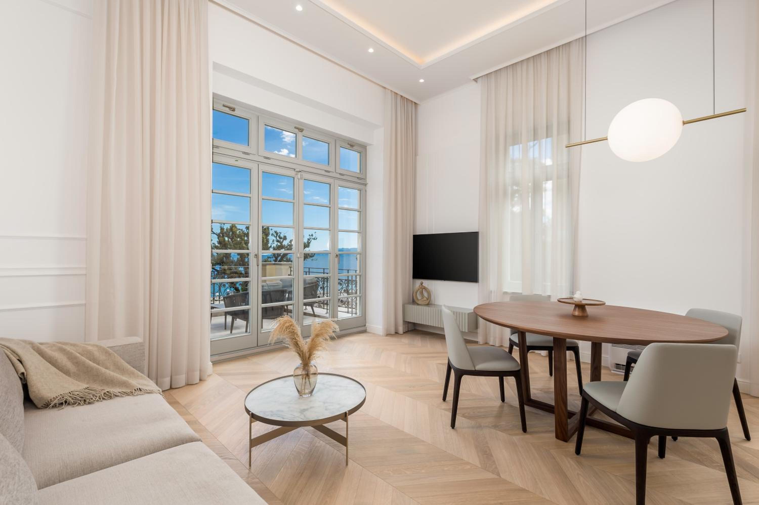 Apartment with Sea View