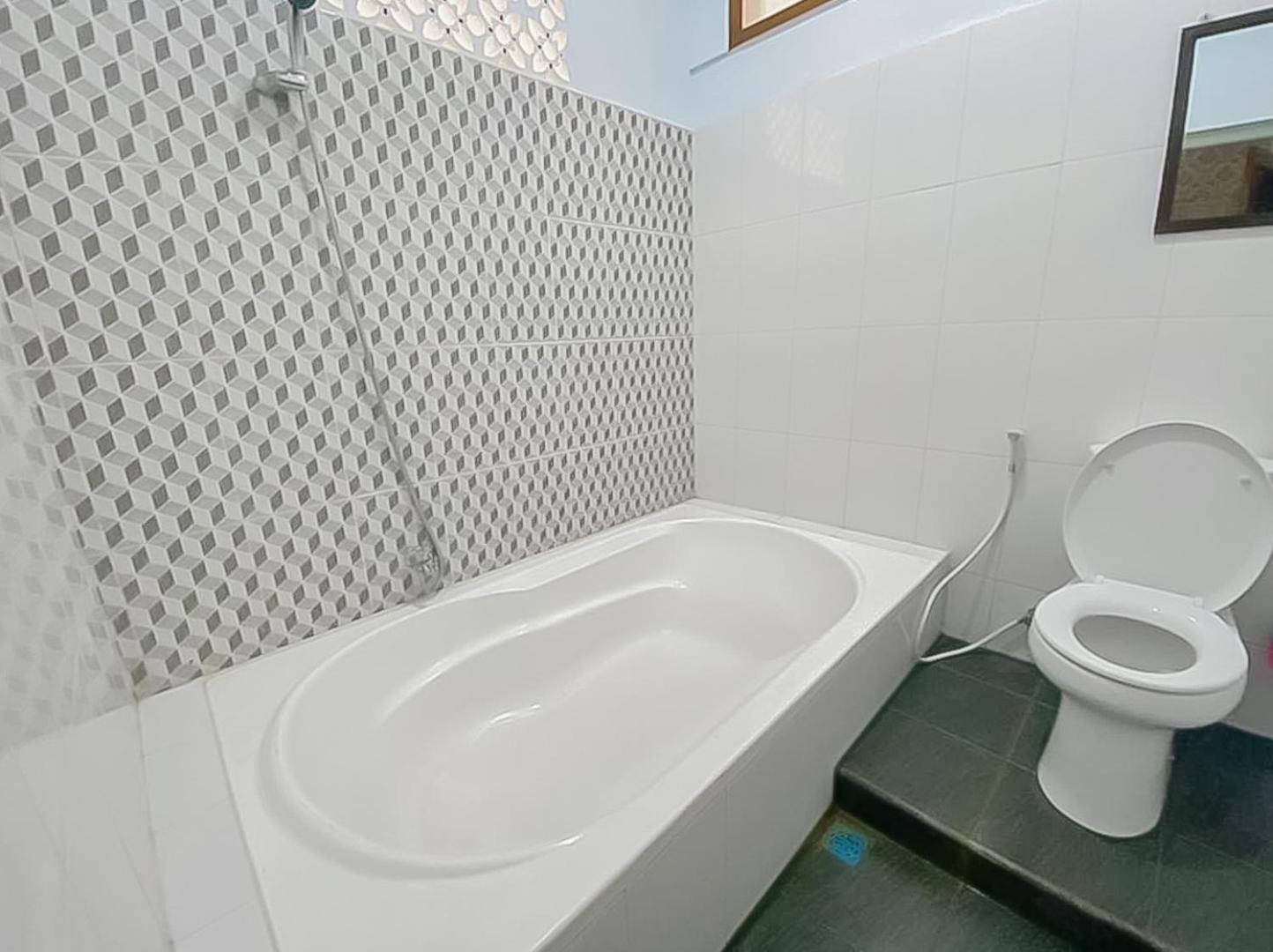 Standard Double Room - Photo 2