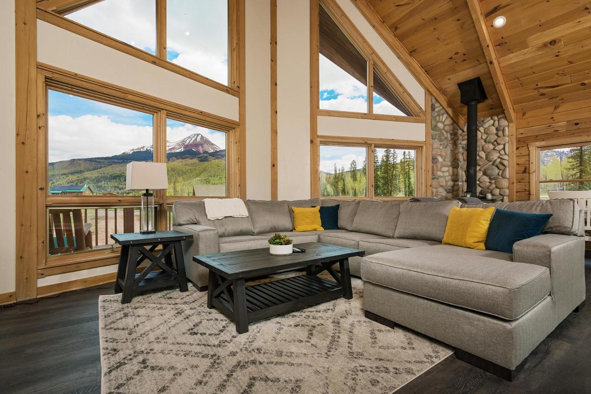 Five-Bedroom Holiday Home photo 1