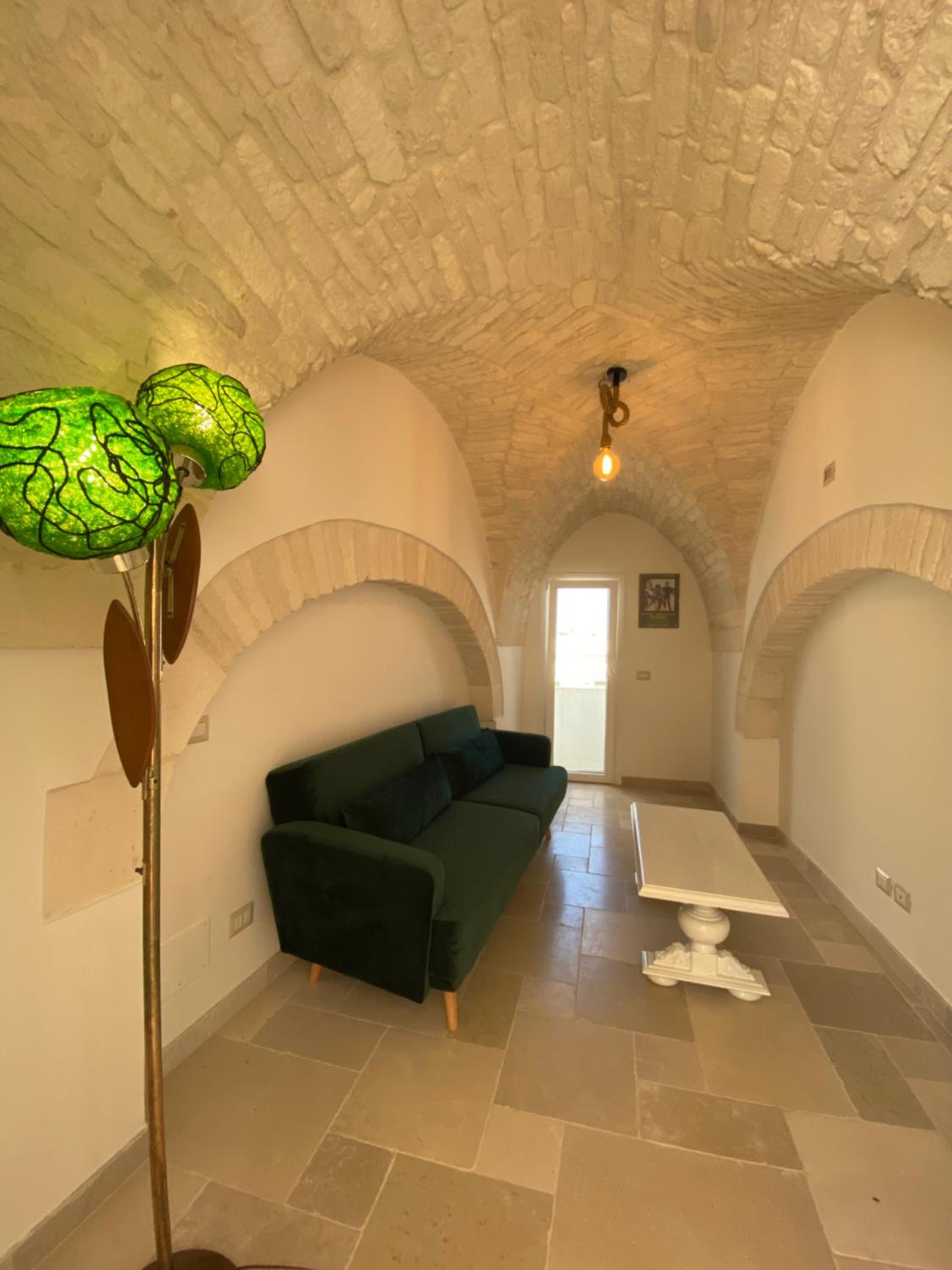 Two-Bedroom Apartment - Photo 10