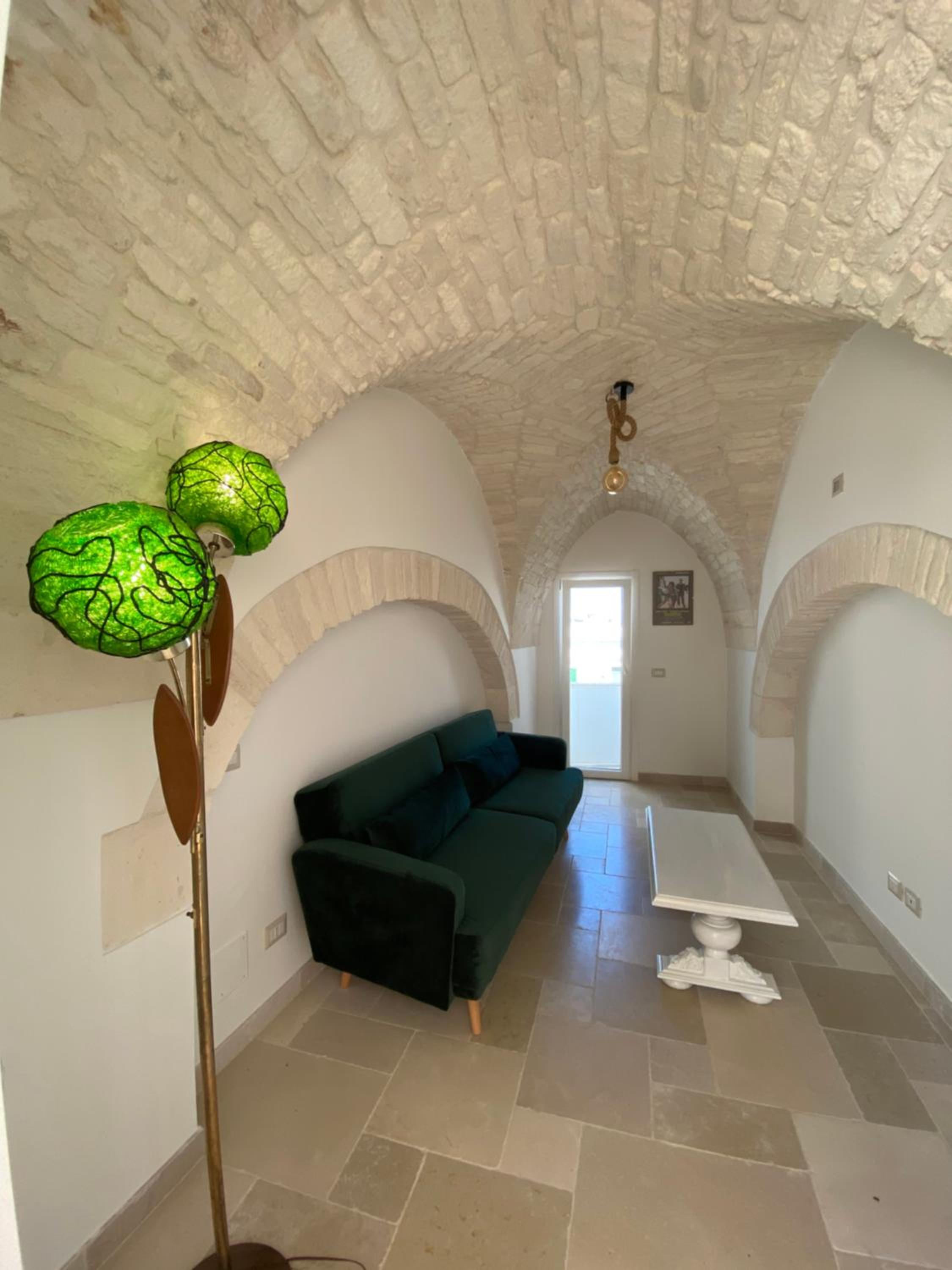 Two-Bedroom Apartment - Photo 11