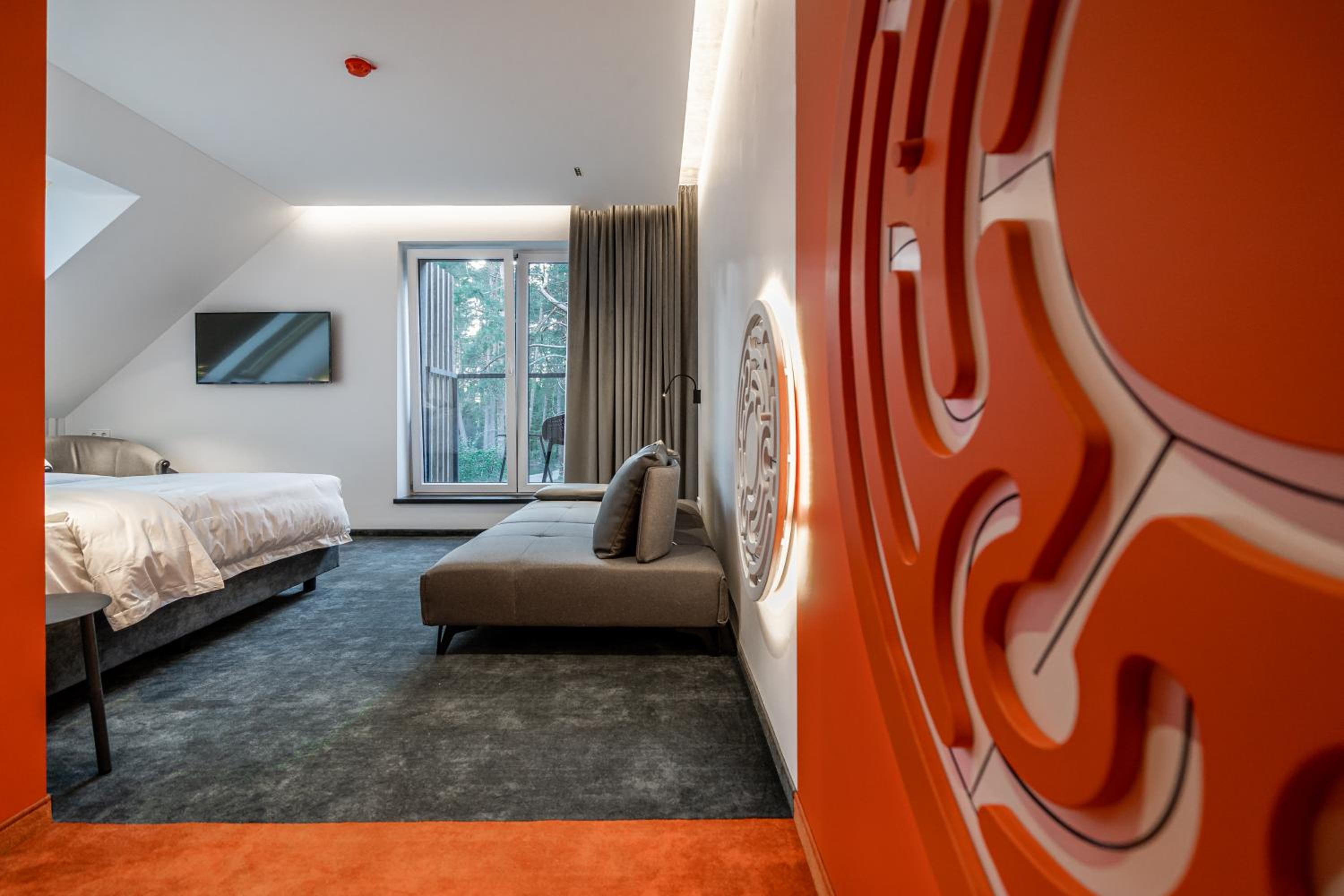 Twin Room with Balcony - Photo 1