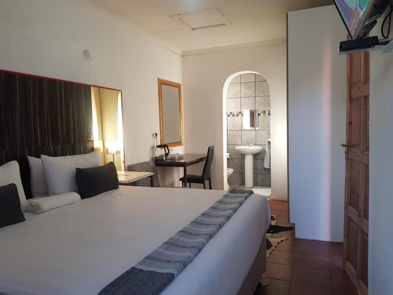  Double Room - Photo 6