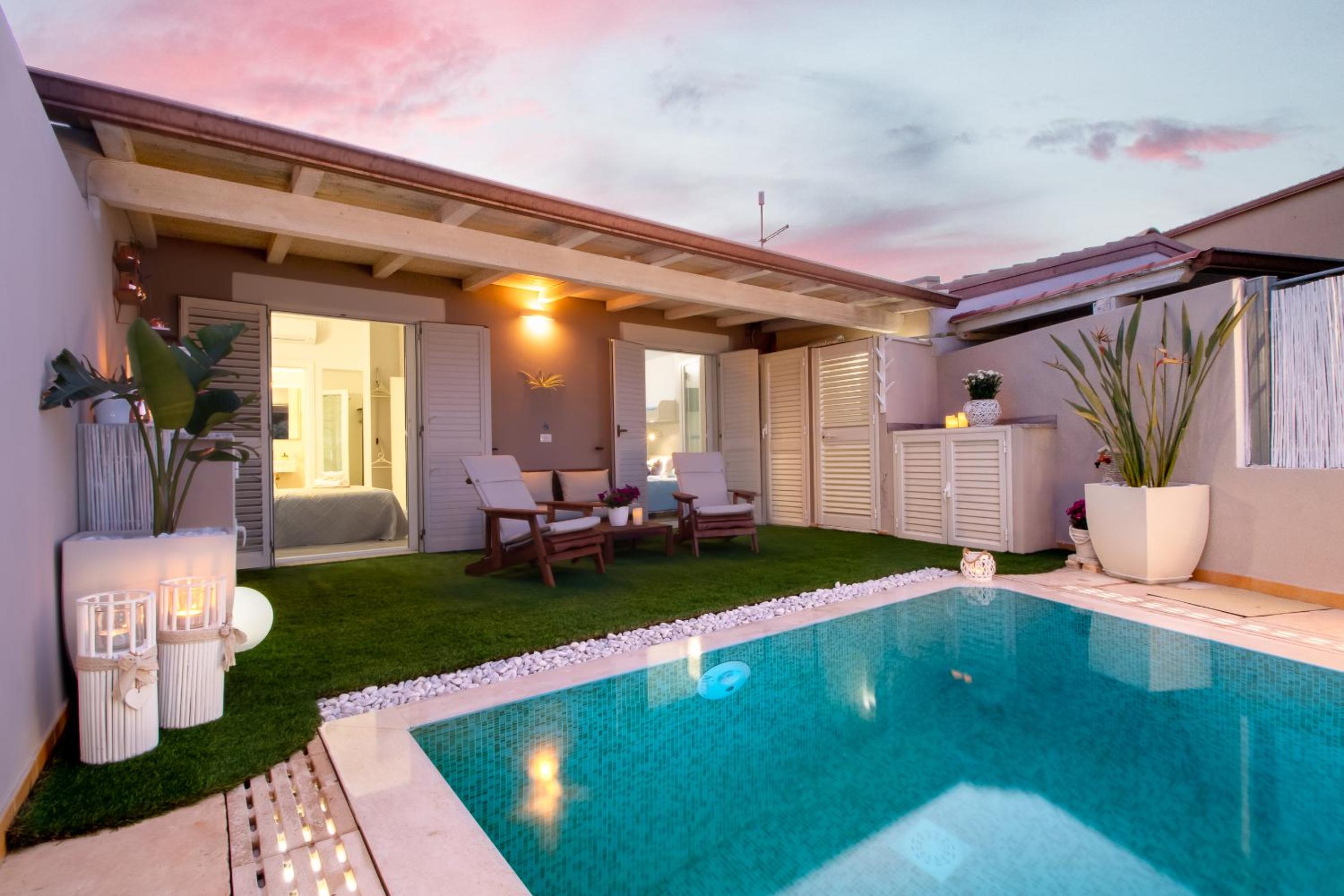 Villa with Private Pool photo 2
