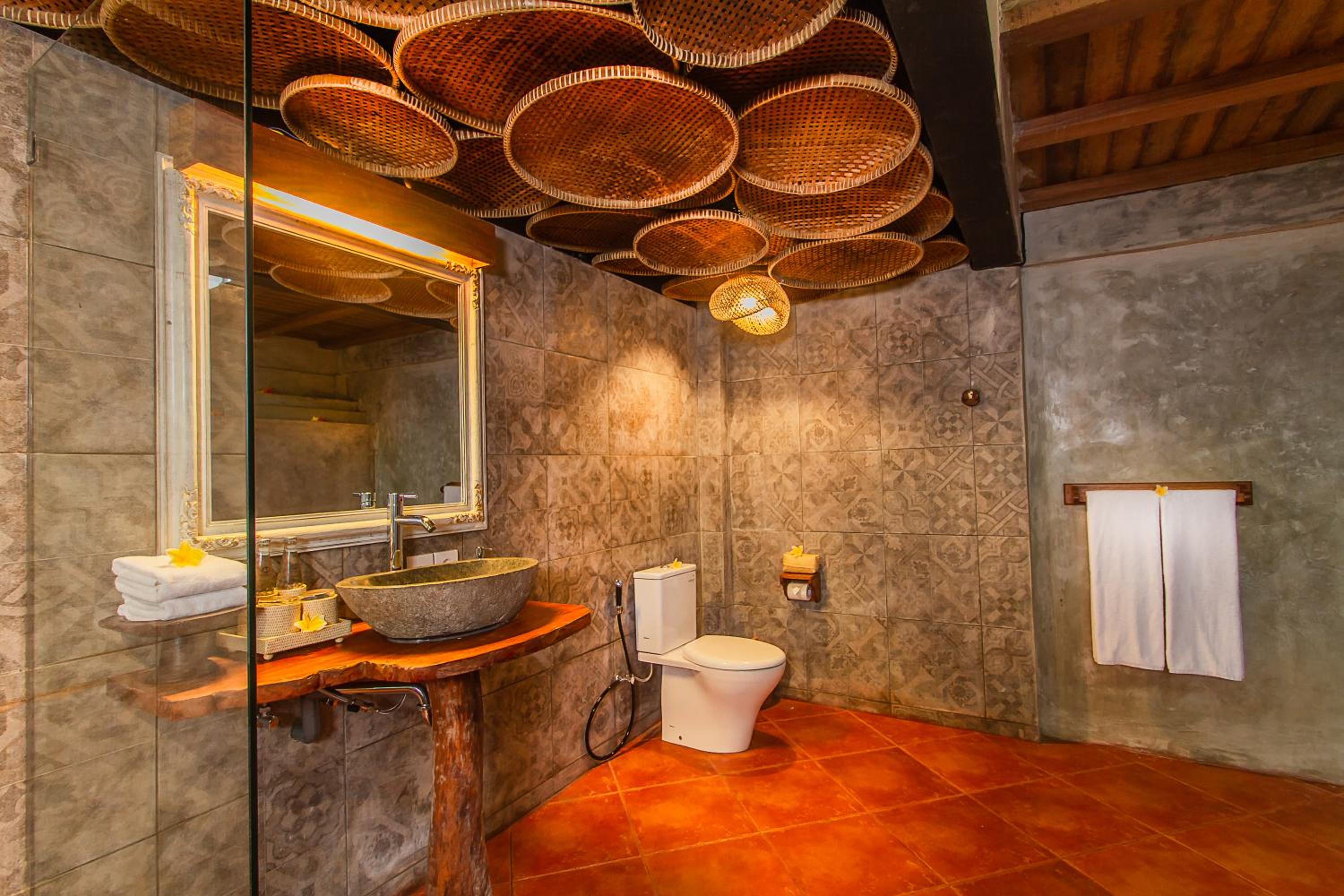 Honeymooner Rain Forest Deluxe with Free Mini-bar  - Photo 2