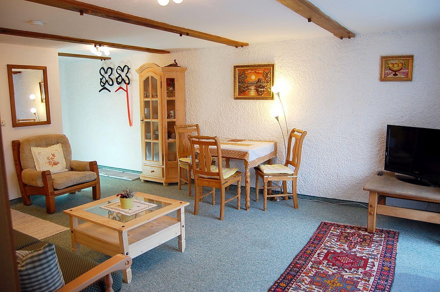 Apartment photo 2