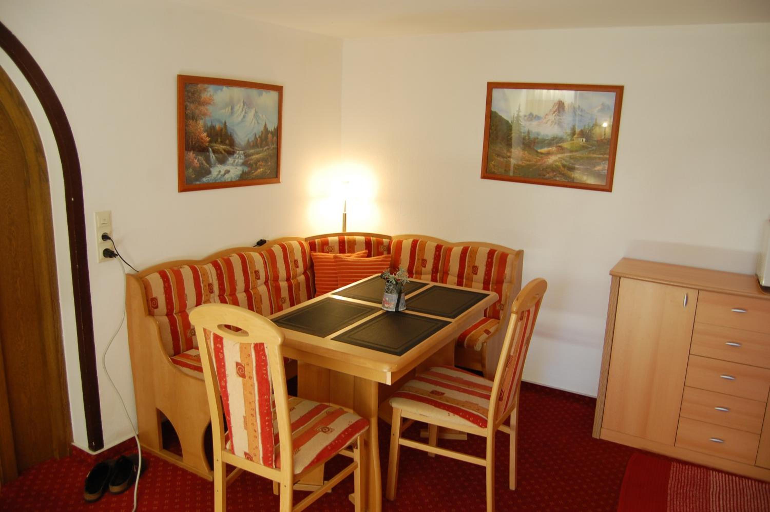 Apartment with Terrace photo 3