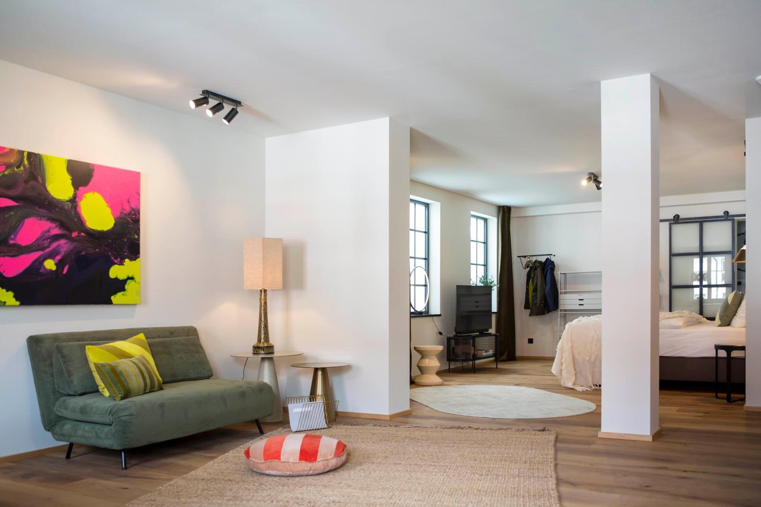 Deluxe Apartment - Photo 2