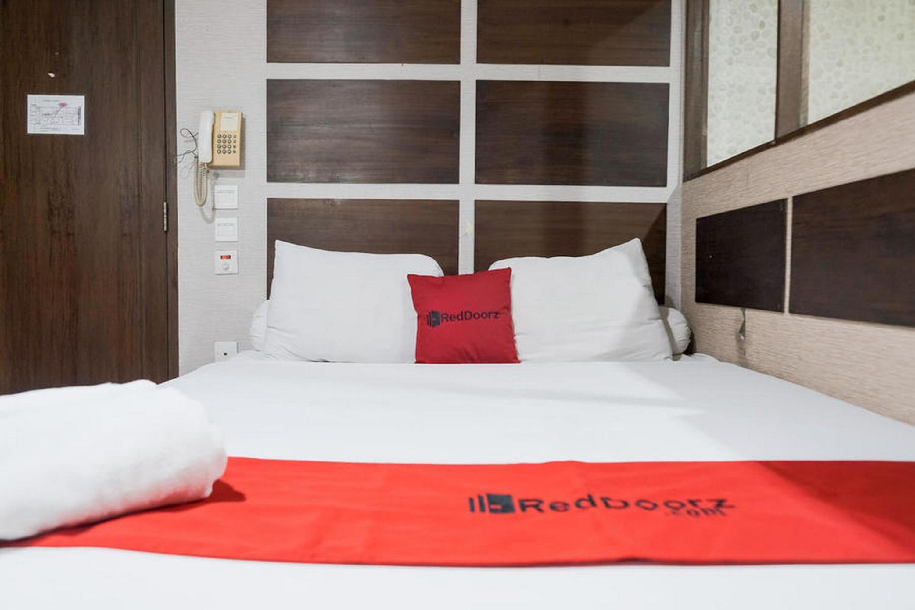 Double Room - Photo 7