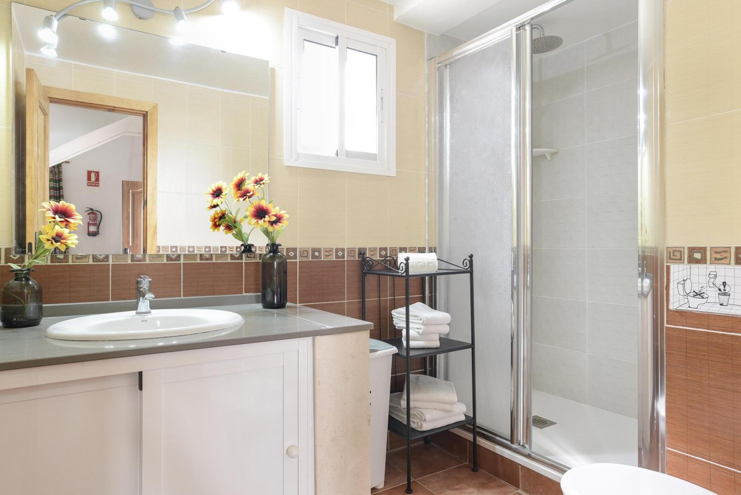 Two-Bedroom House photo 2