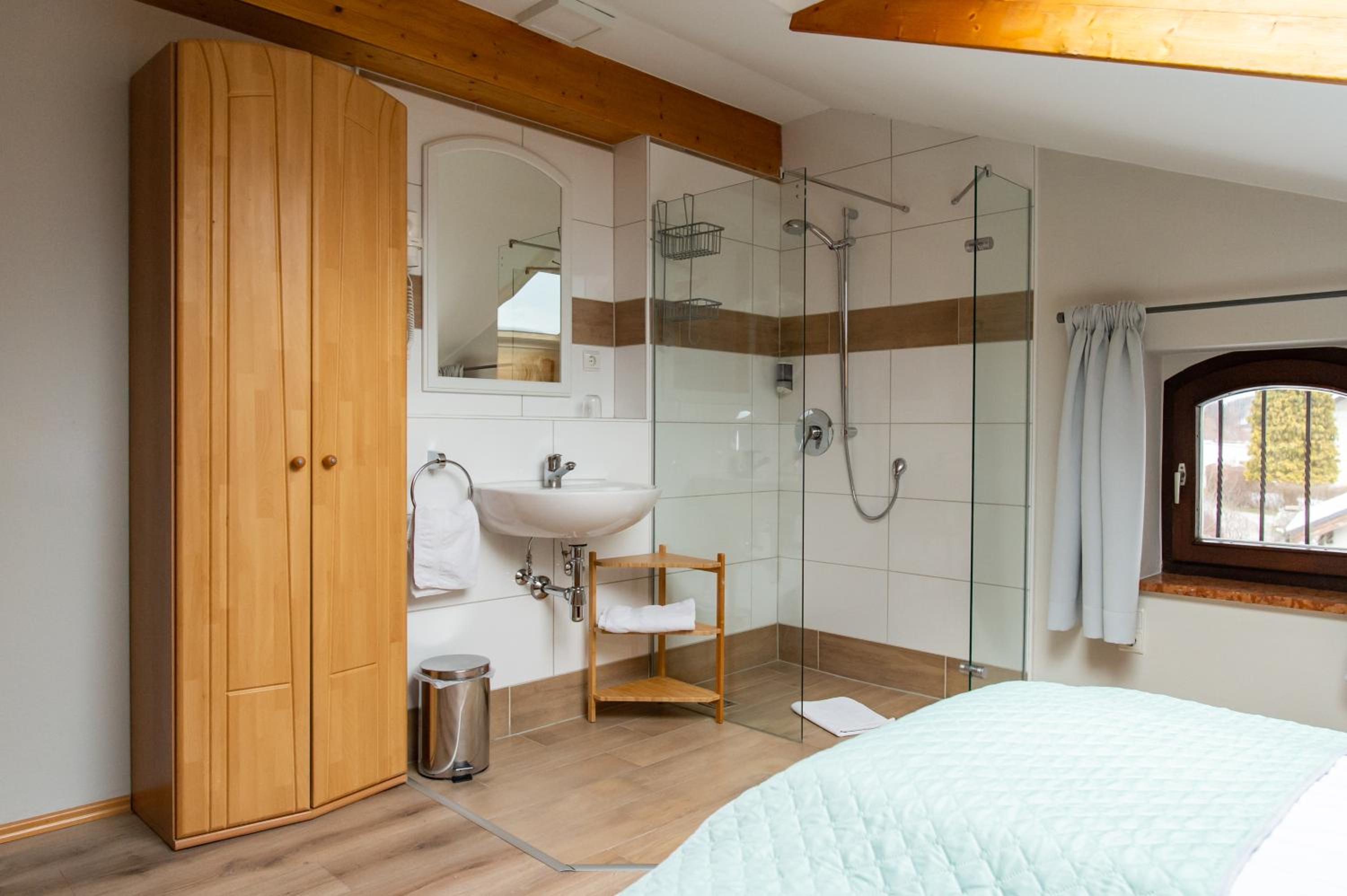 Single Room photo 3