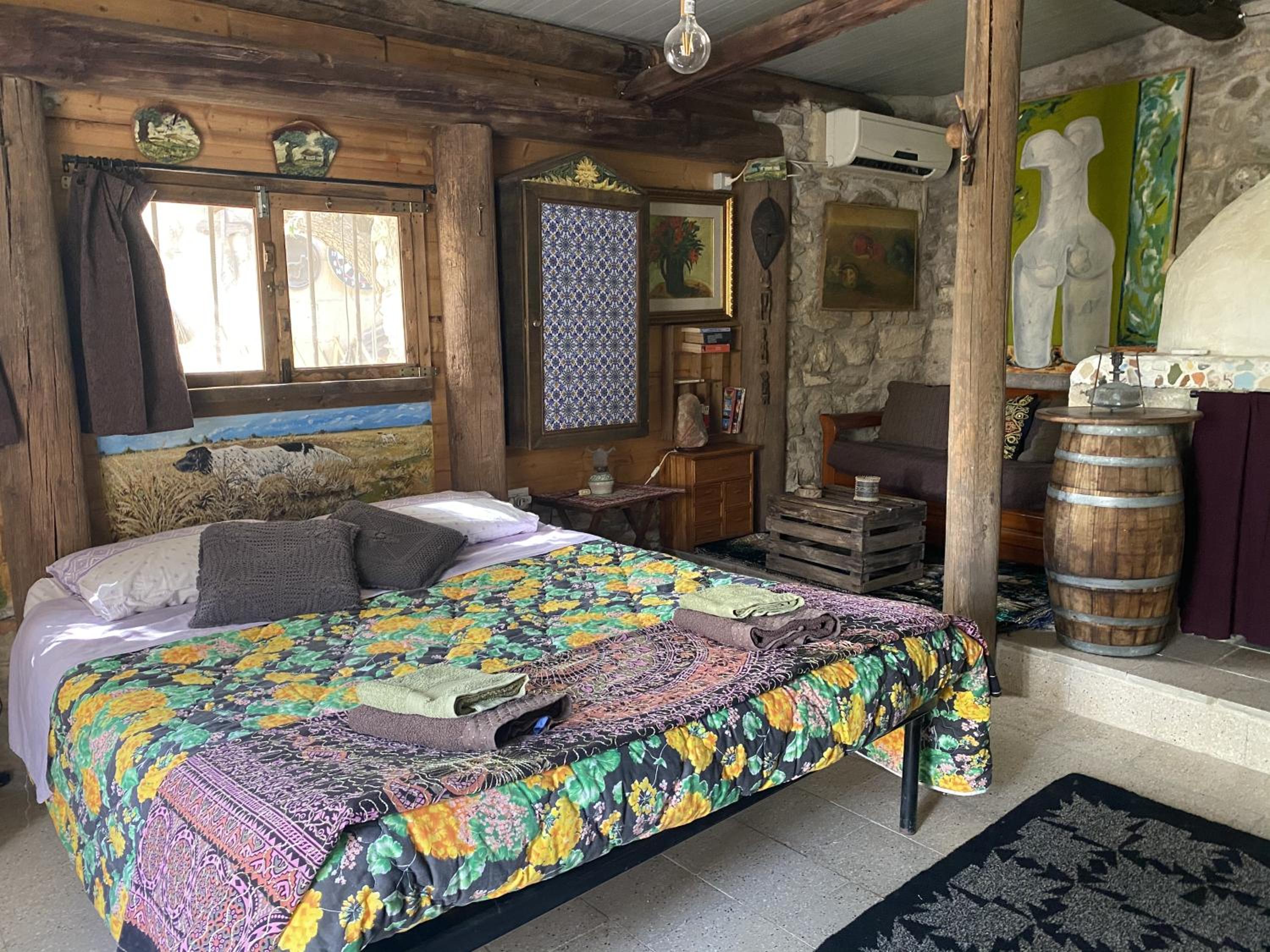 Quadruple Room with Private Bathroom photo 1