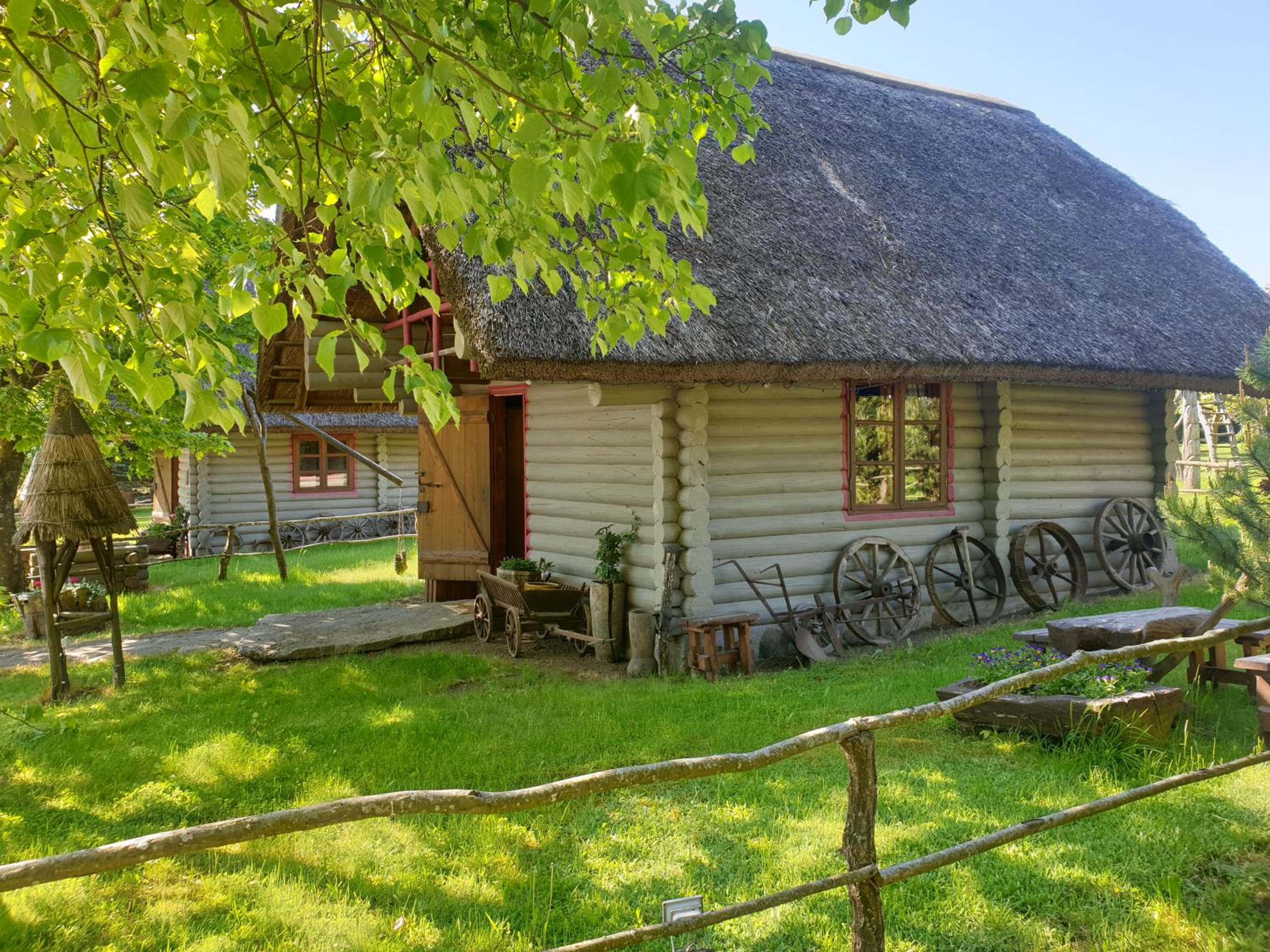 One-Bedroom Chalet - Photo 7
