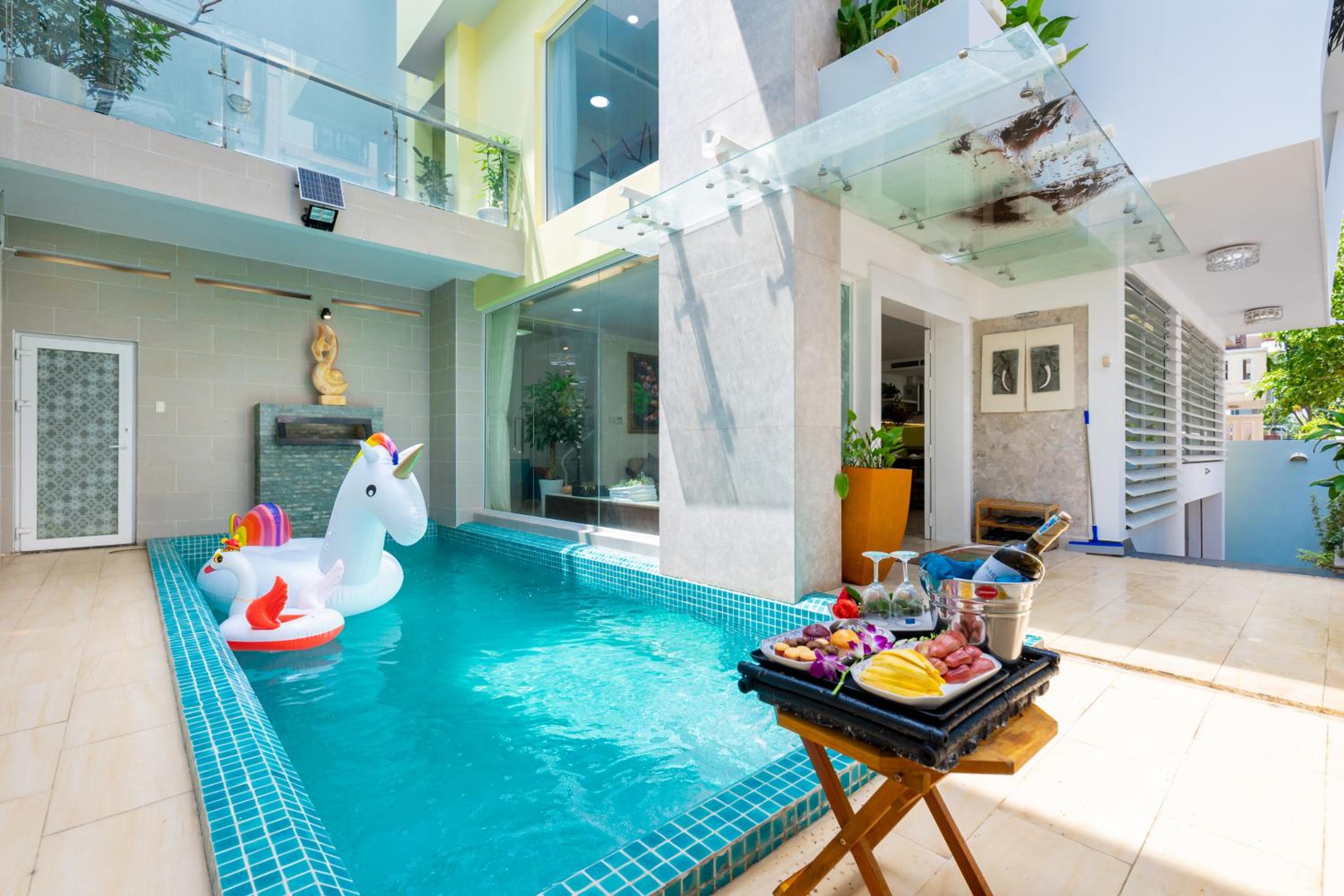 Villa photo 3