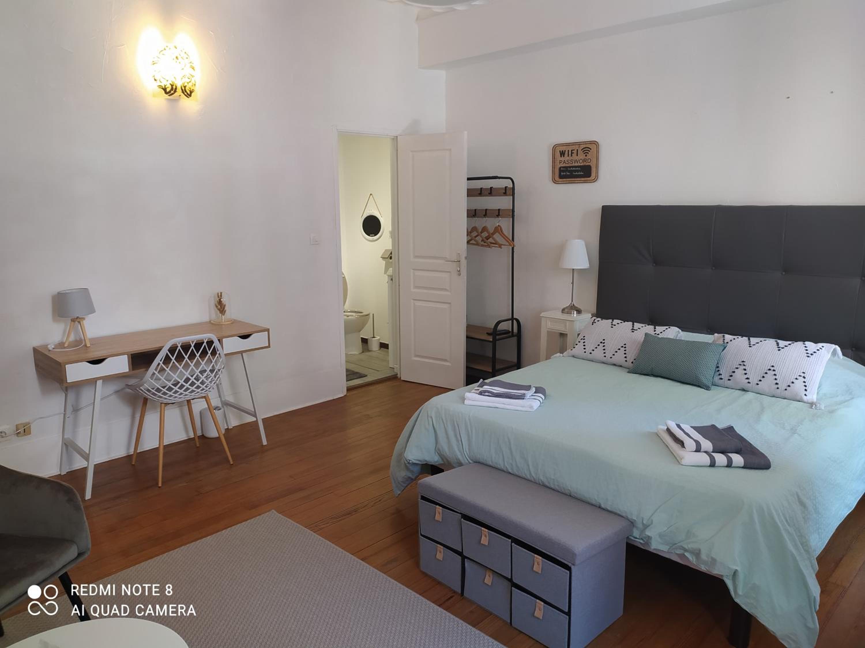 Standard Double Room photo 2