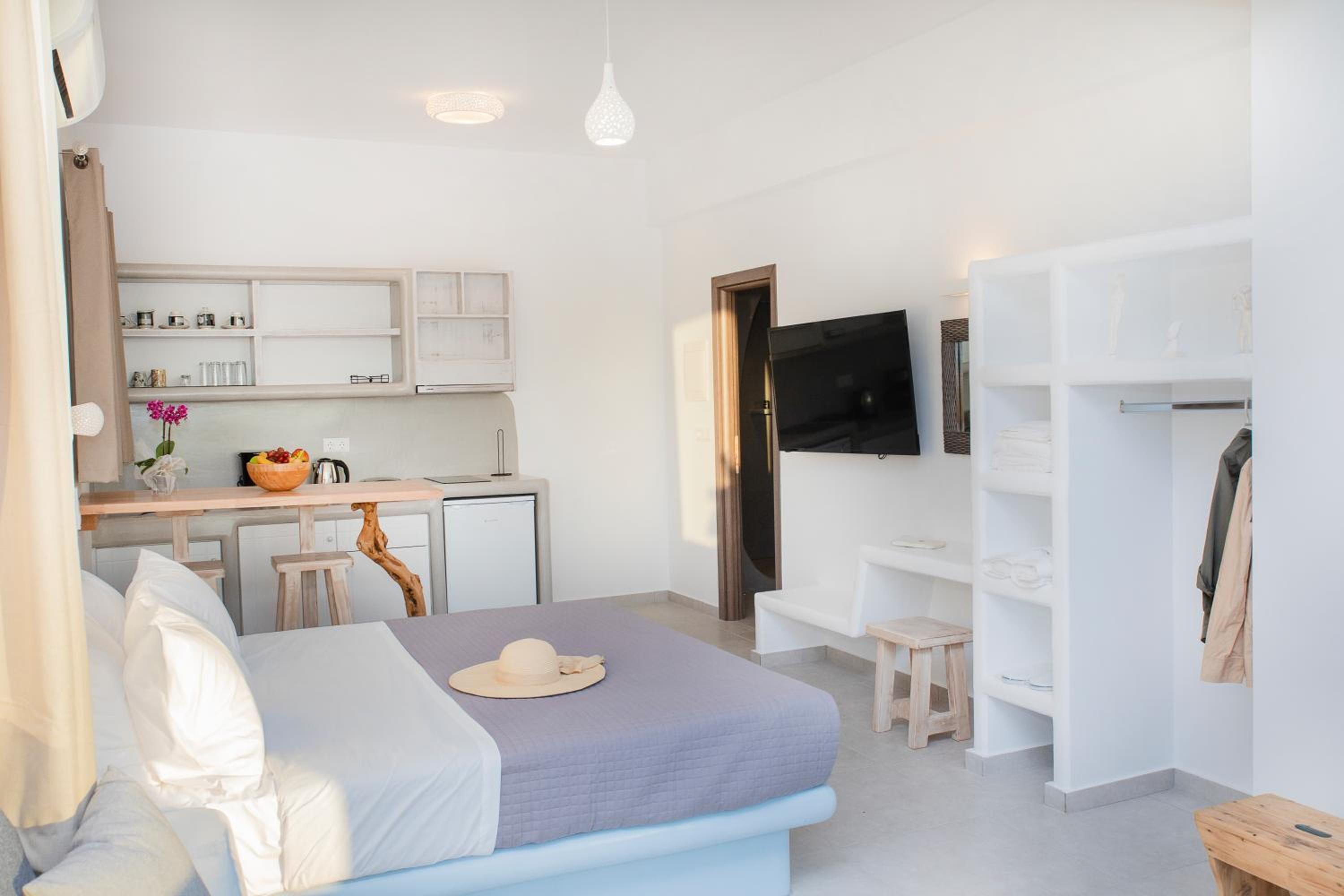 Classic Triple Room With Sea View