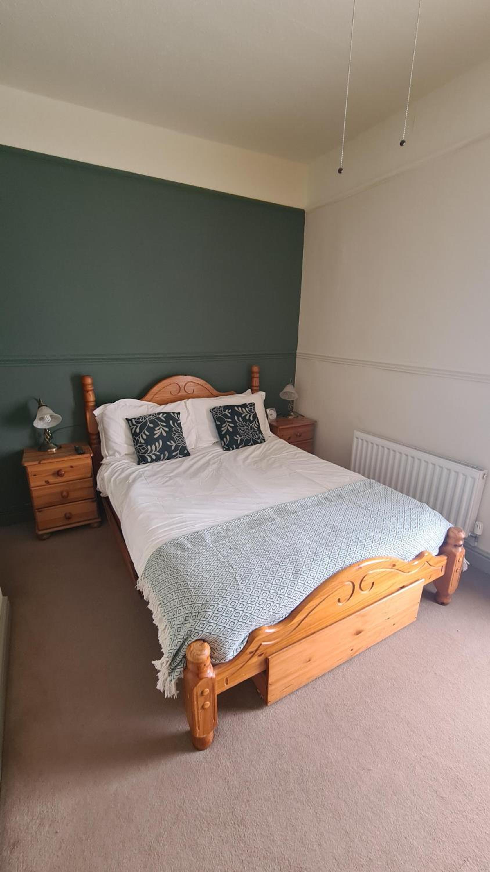 Double Room with Private Bathroom - Photo 2