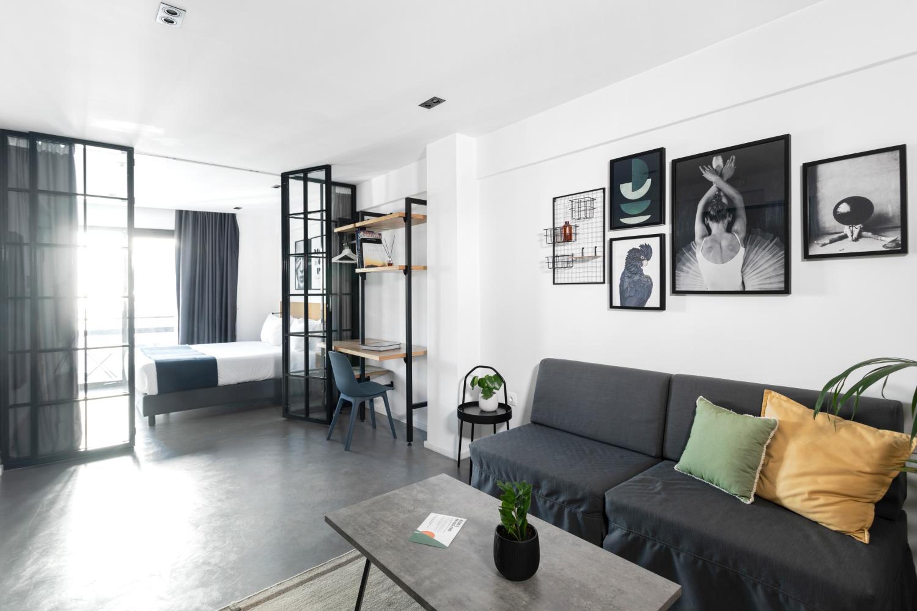 Junior Suite with Balcony photo 1