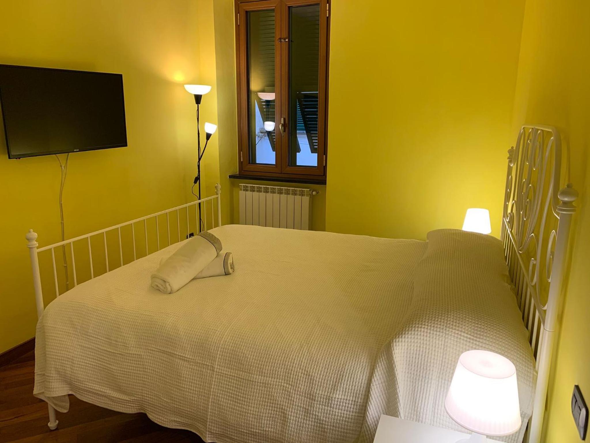 Double Room - Photo 6