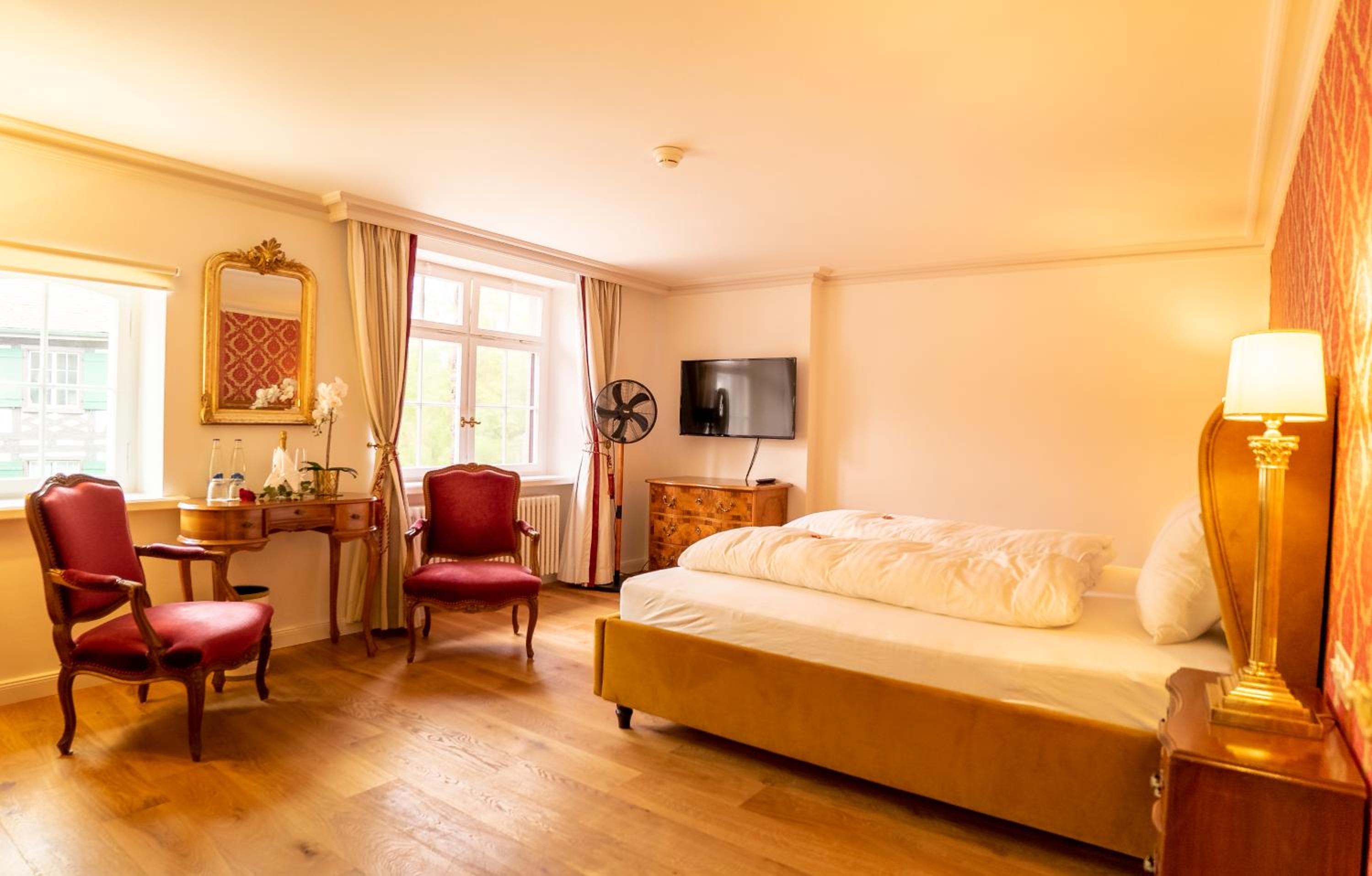 Double Room Basic - Photo 10