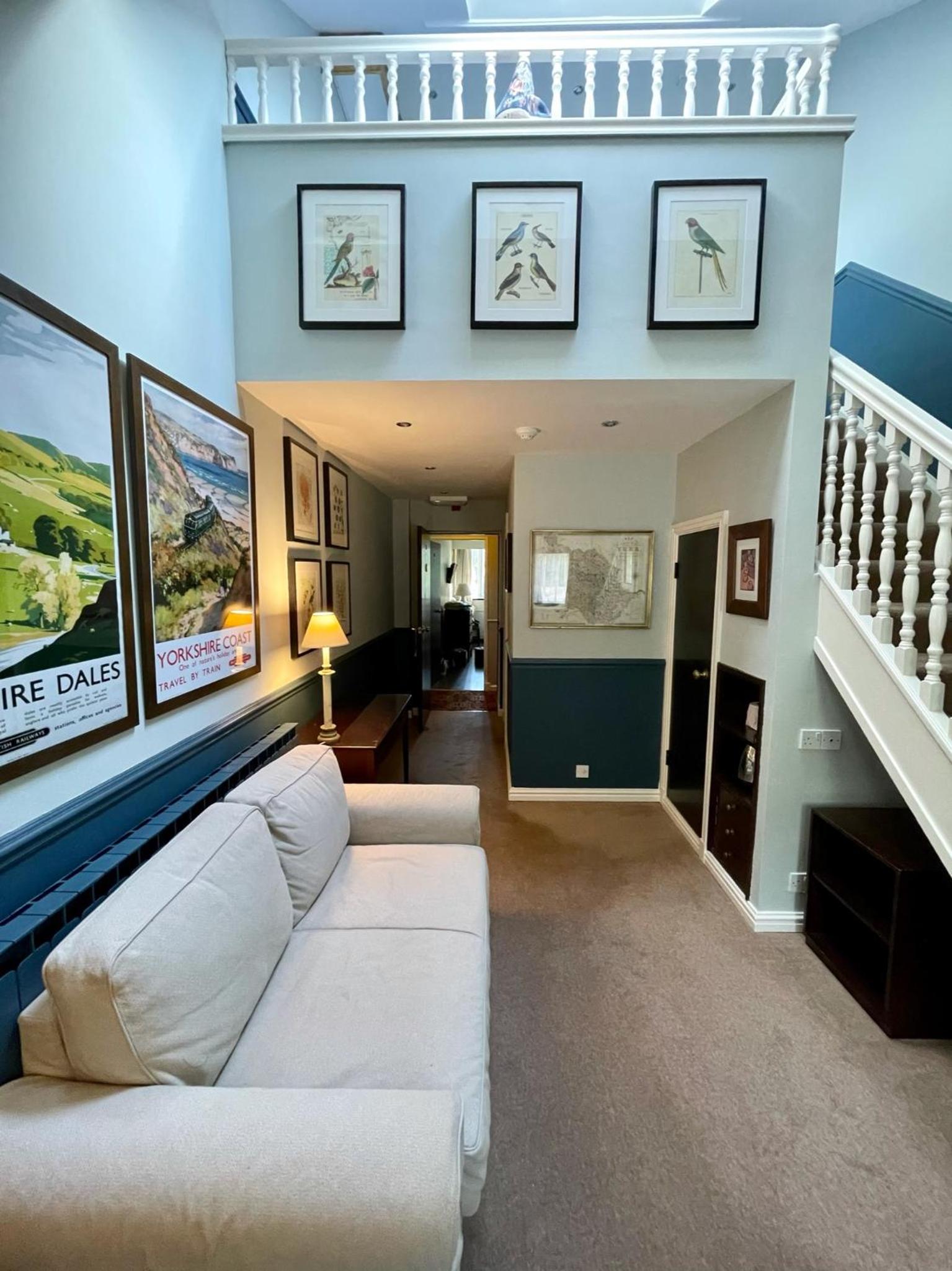 Split-level Suite photo 3