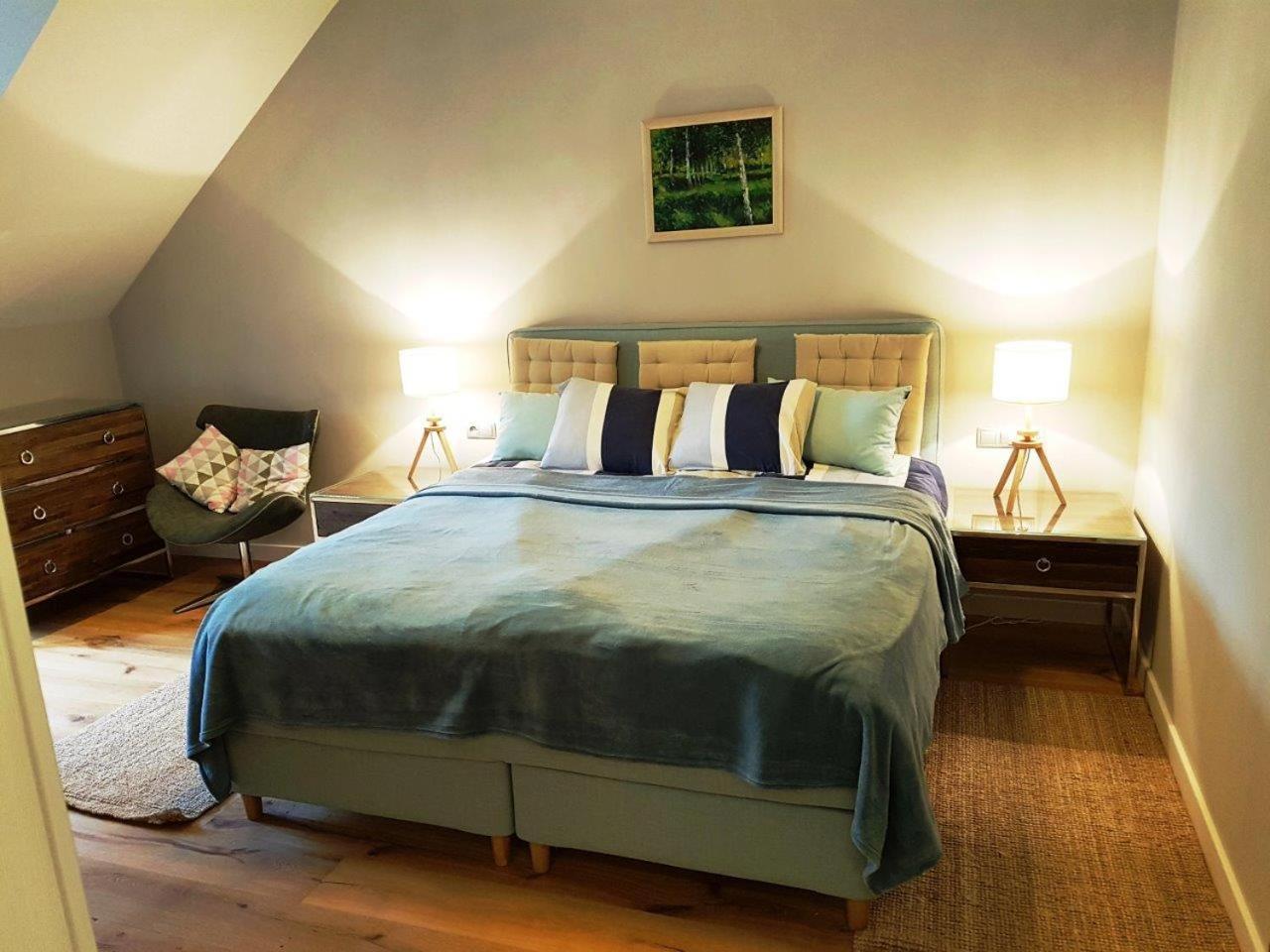 Large Double Room photo 1