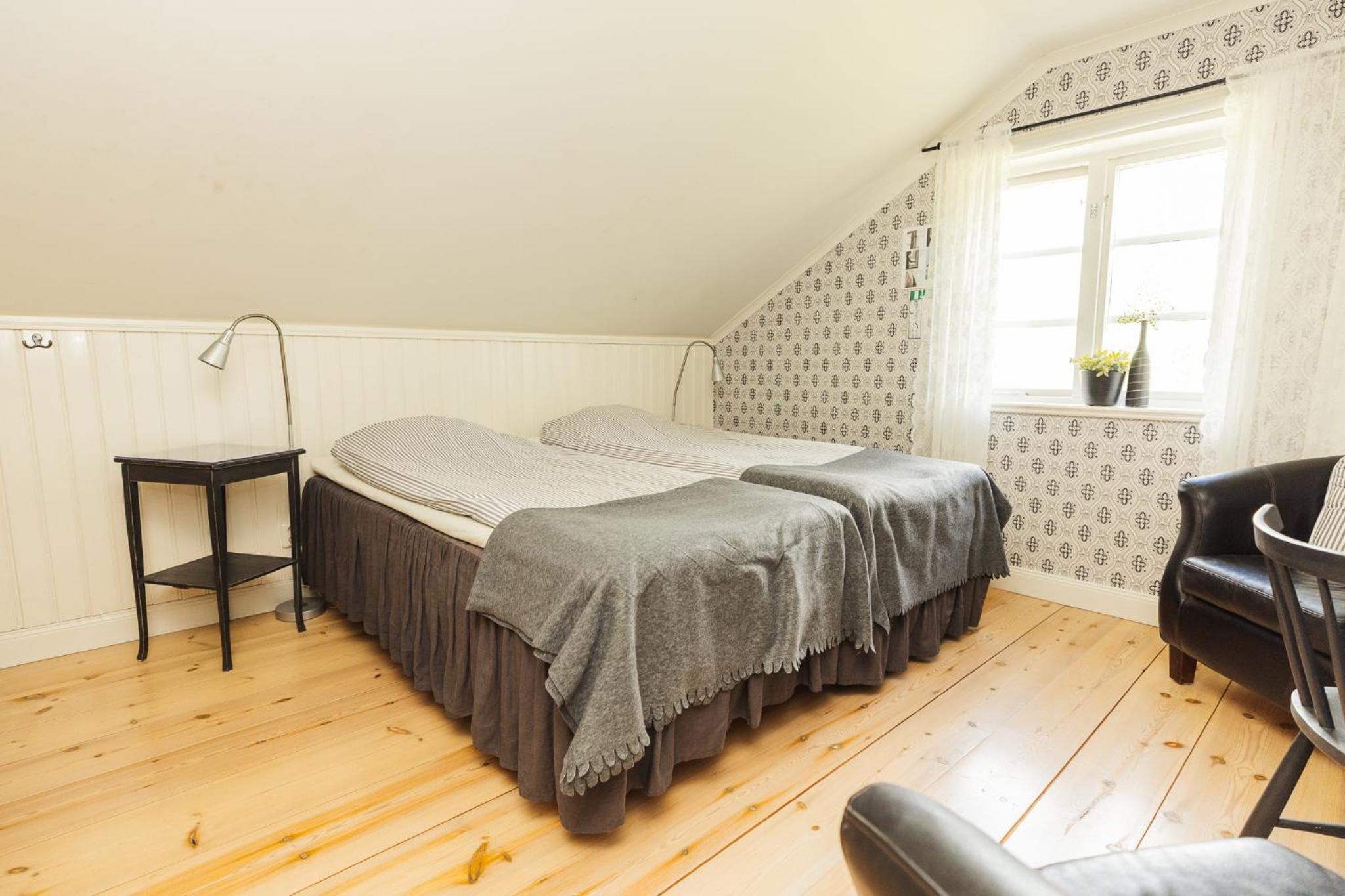 Double Room - Photo 6