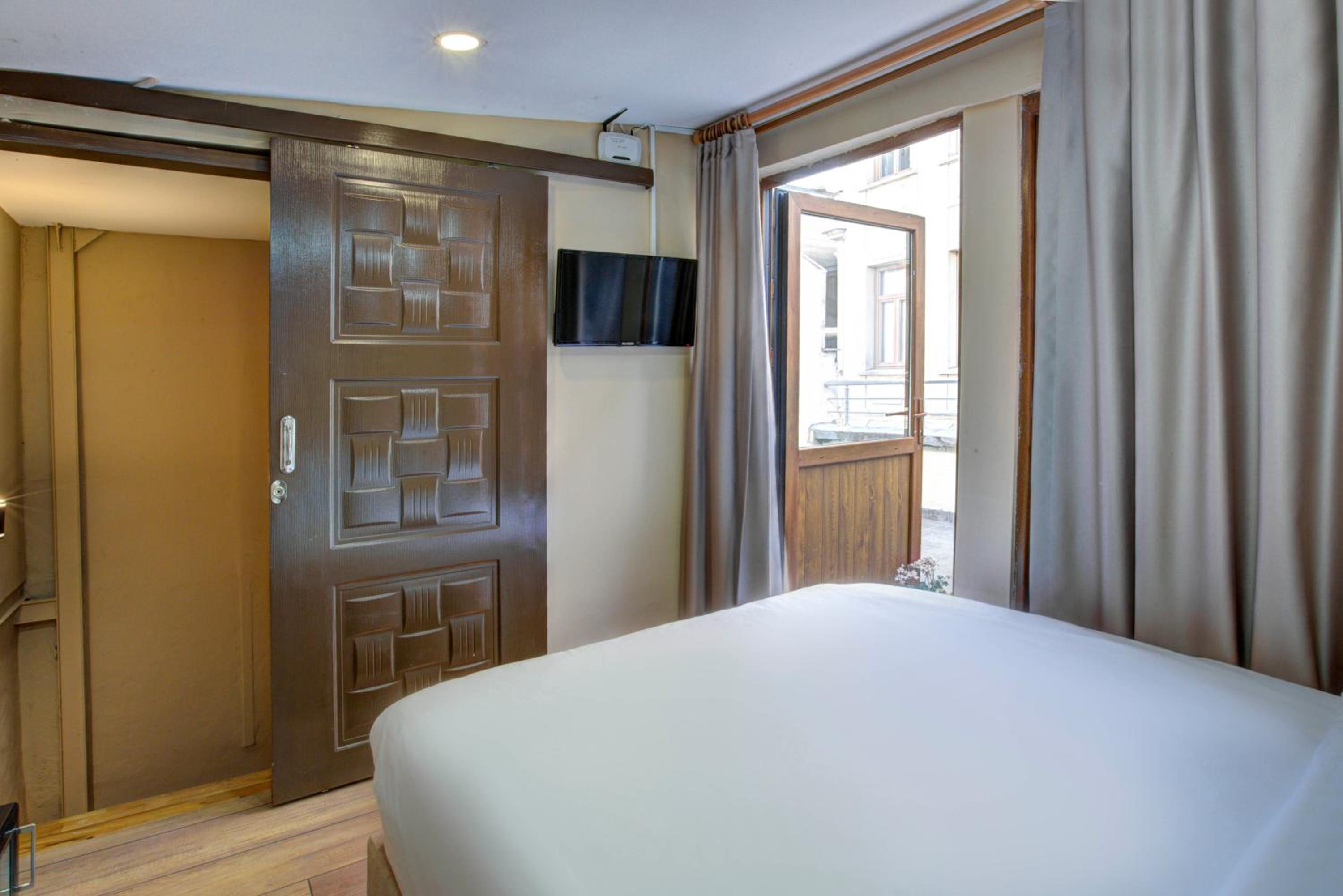 Double Room with Terrace photo 2