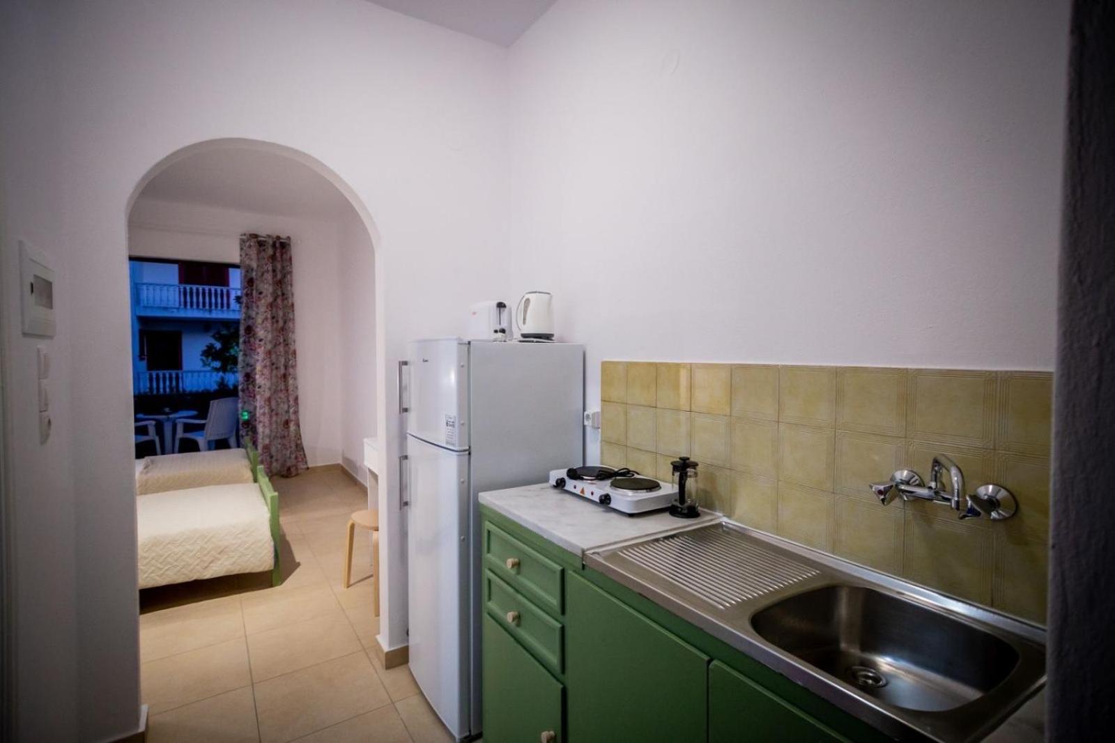 One-Bedroom Apartment - Photo 13