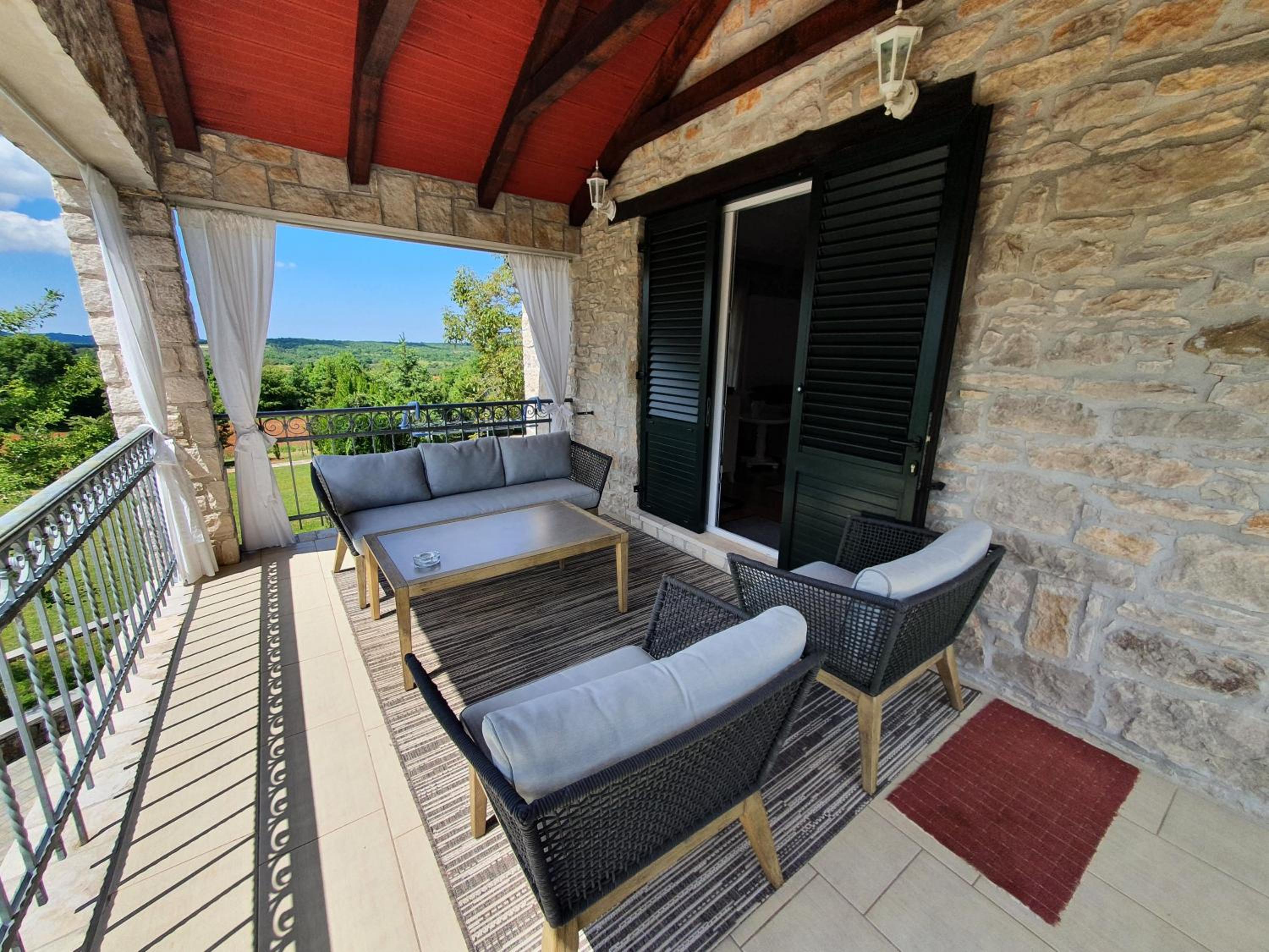 Deluxe Triple Room - Photo 6