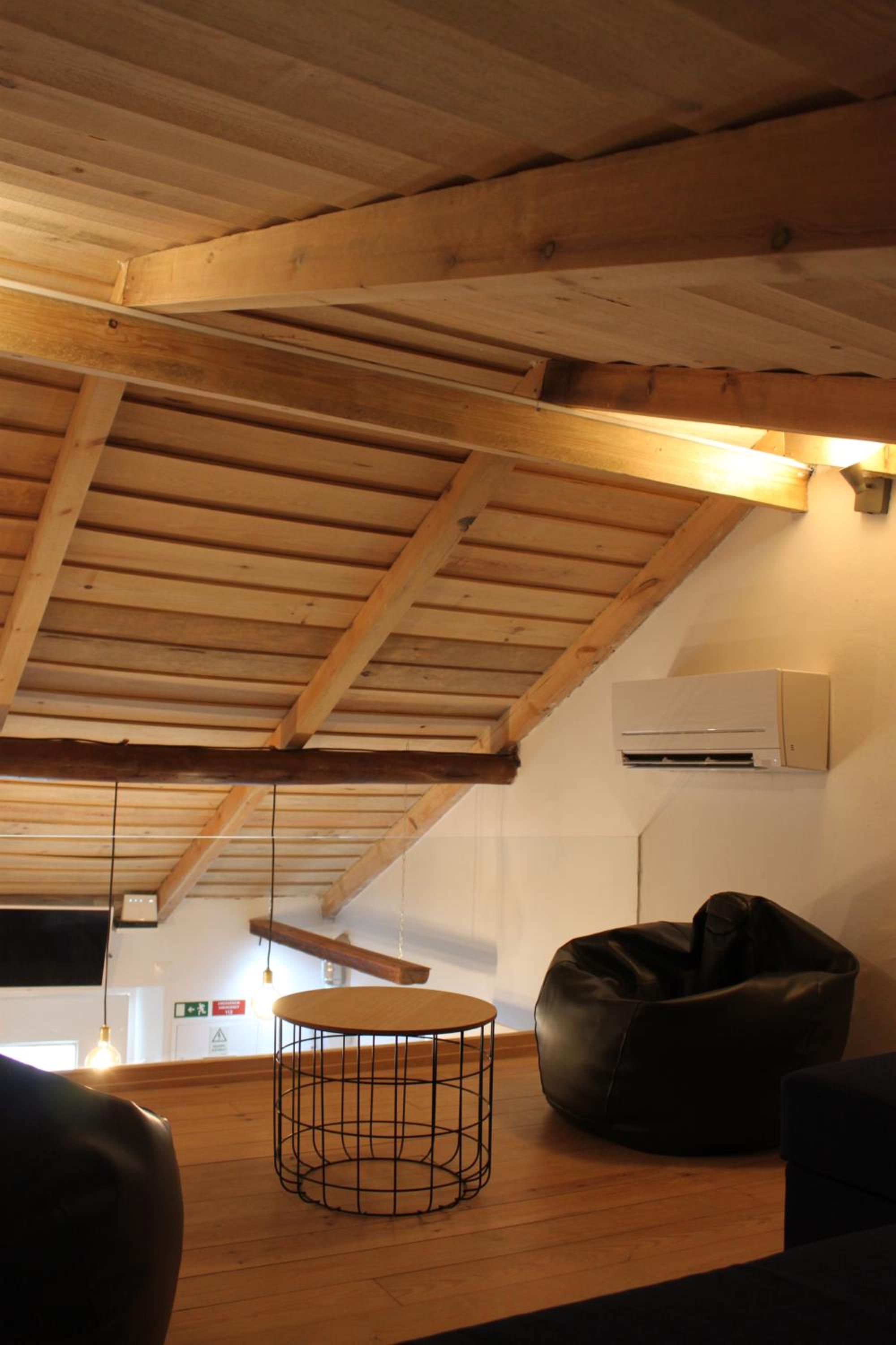One-Bedroom House - Photo 9