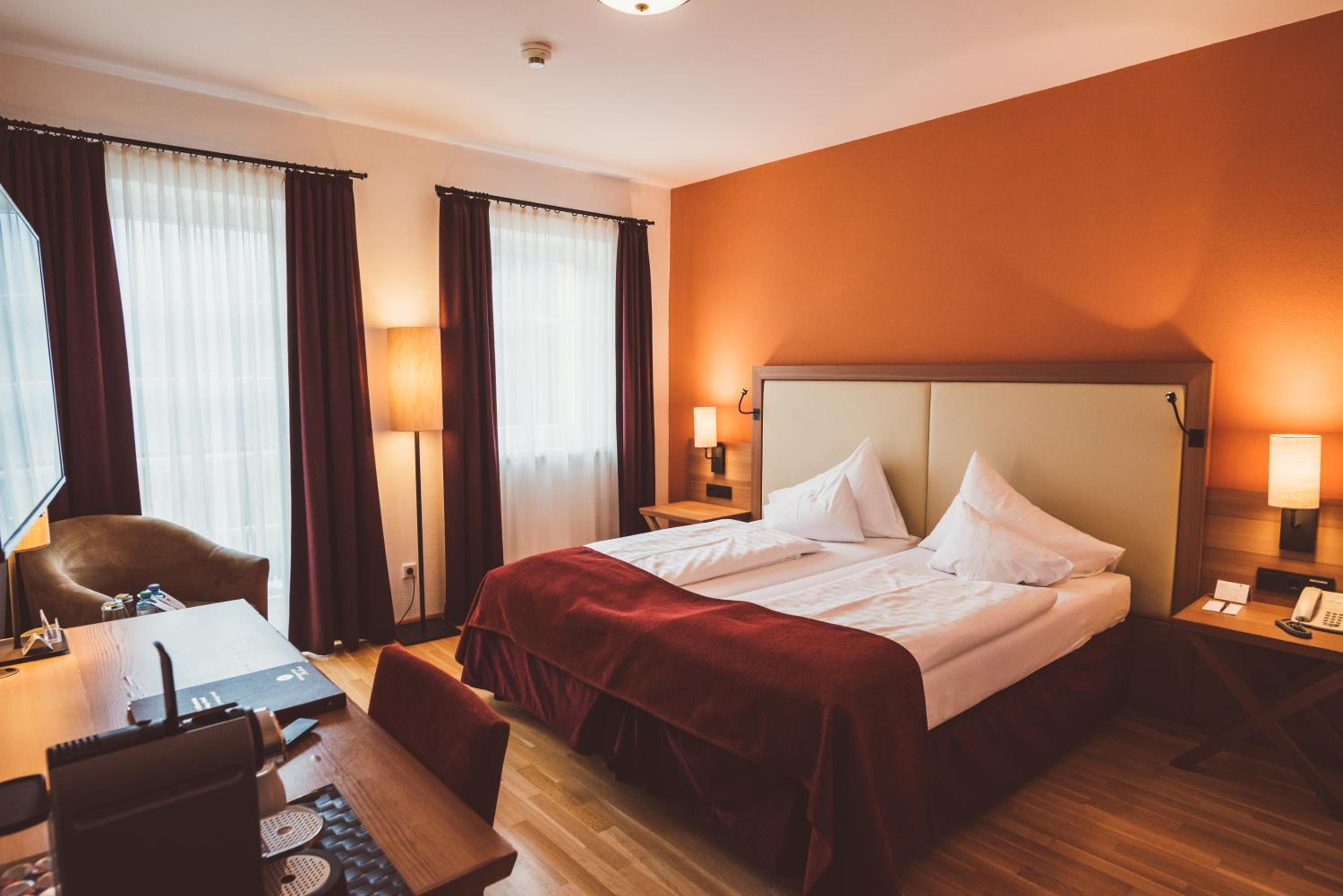 Superior Double or Twin Room - Photo 3