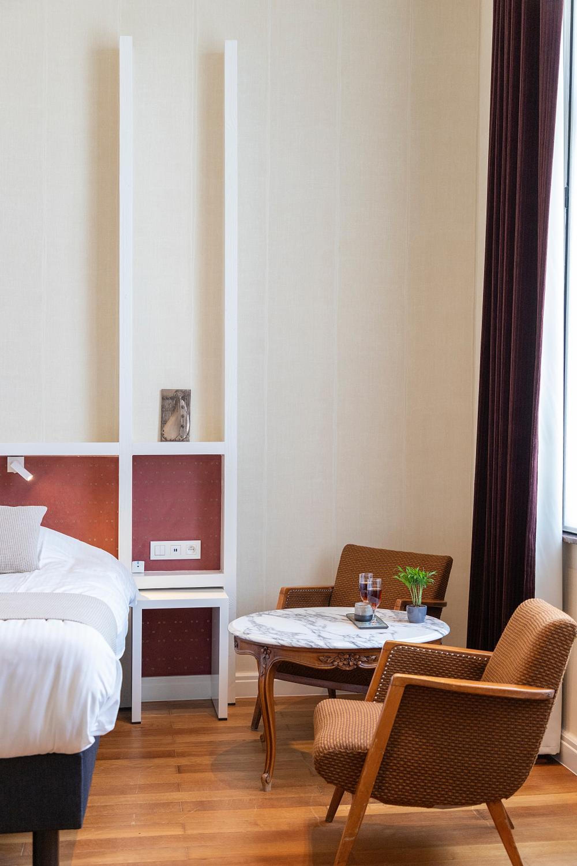 Superior King Room photo 3