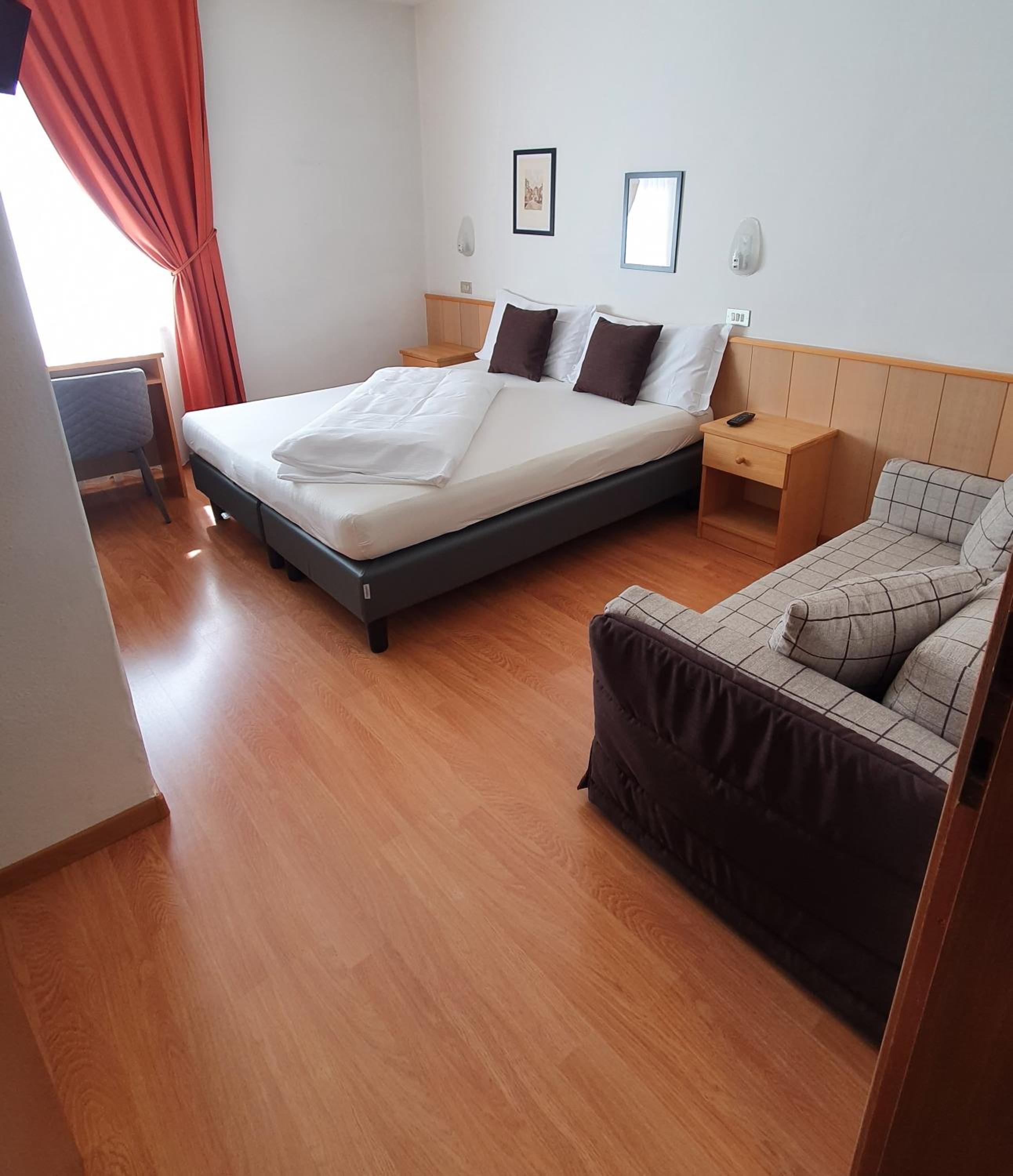 Basic Triple Room - Photo 1