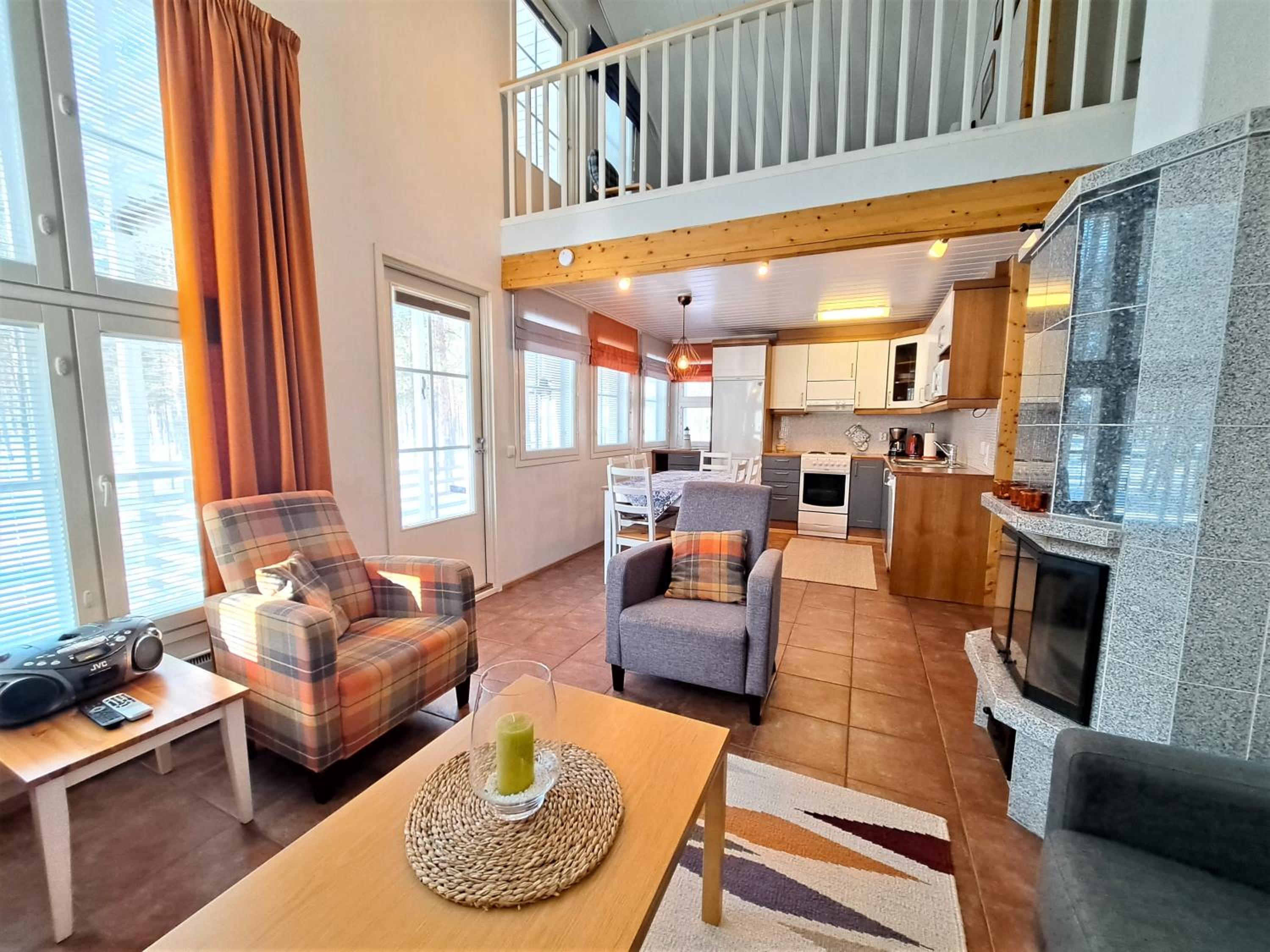 Three-Bedroom Apartment - Photo 9