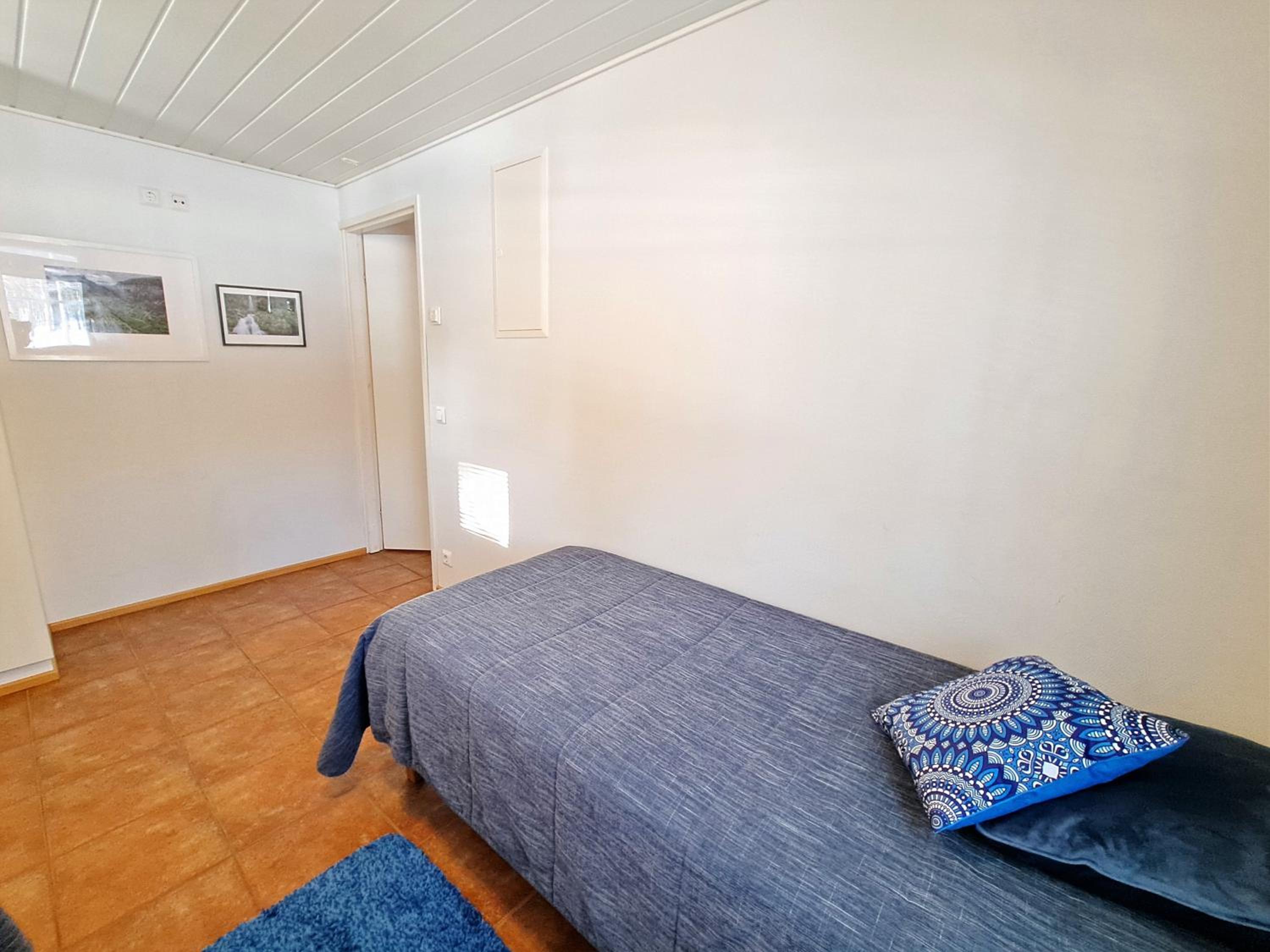 Three-Bedroom Apartment - Photo 5