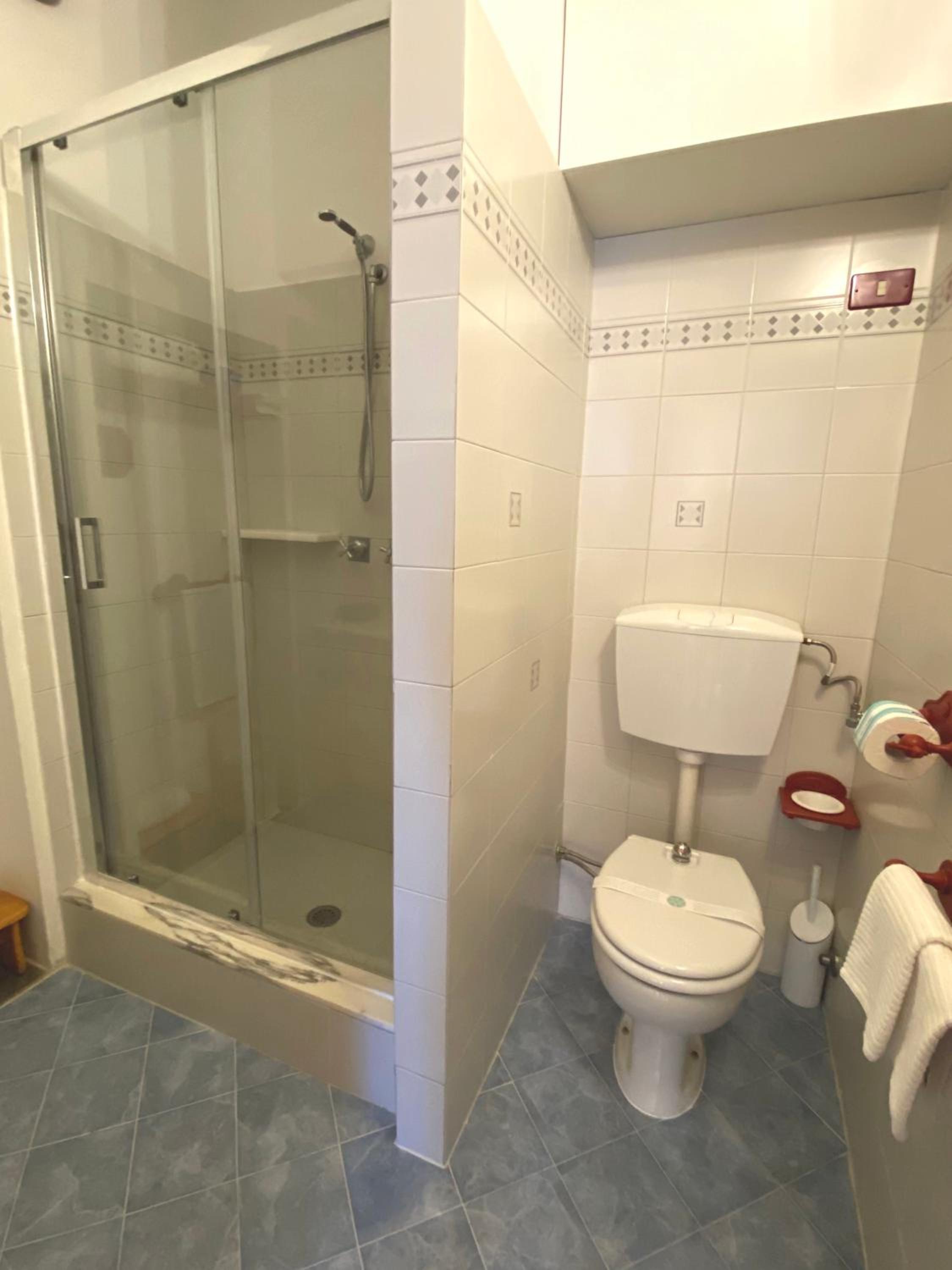 Deluxe Twin Room - Photo 7