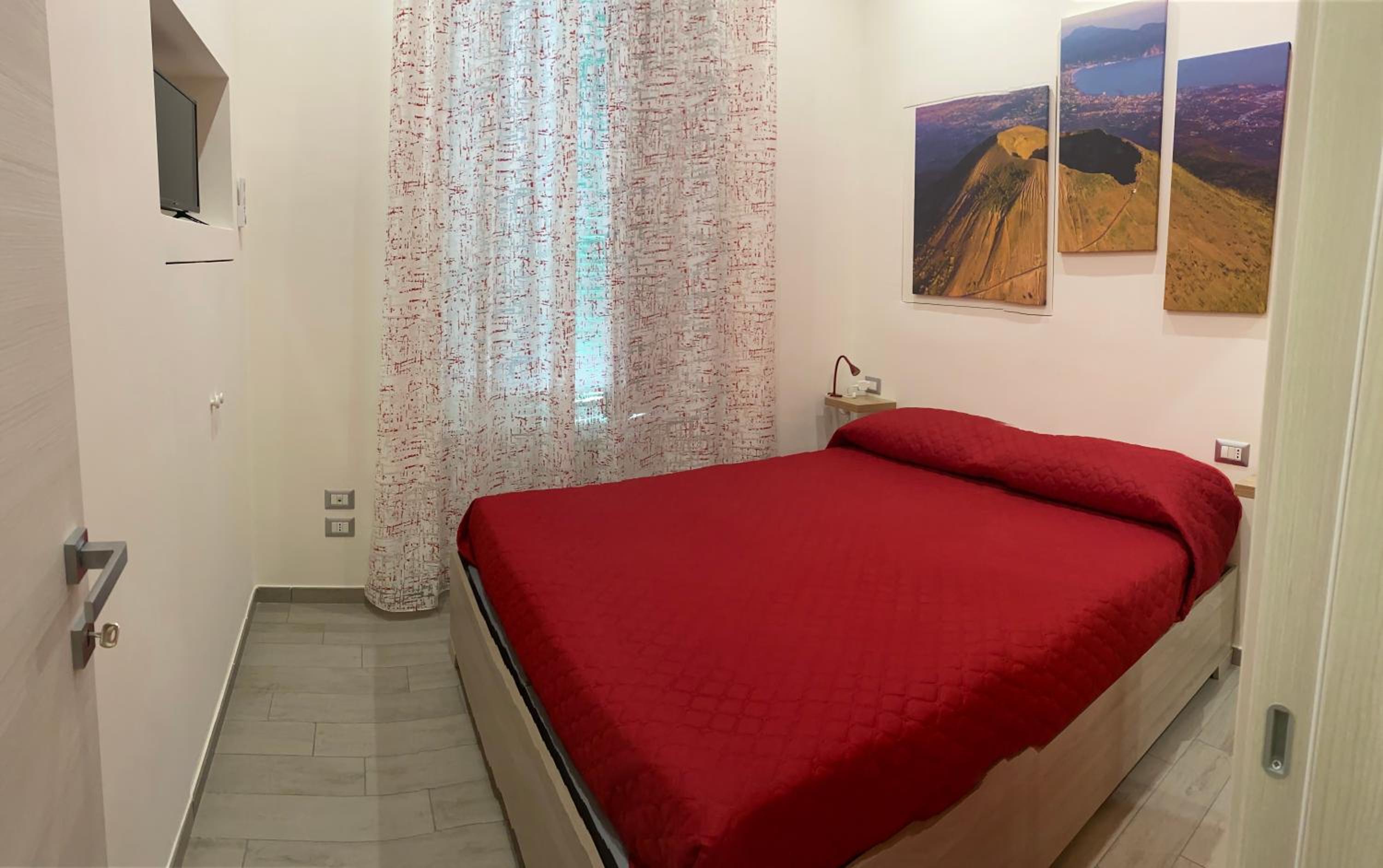 Double Room - Photo 11