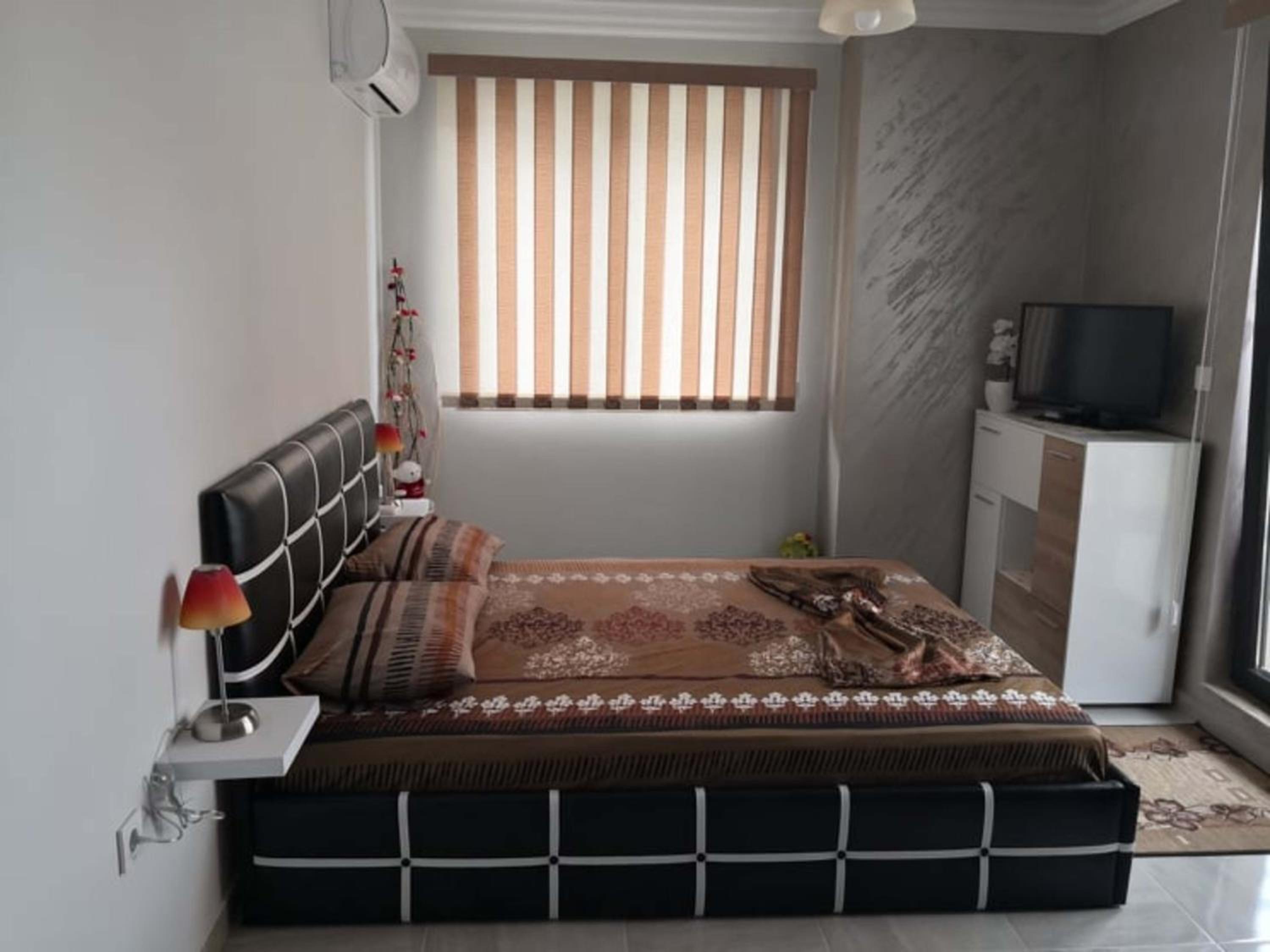 Studio Apartment - Photo 20