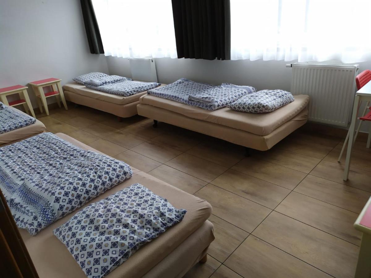 Quadruple Room with Shared Bathroom photo 1