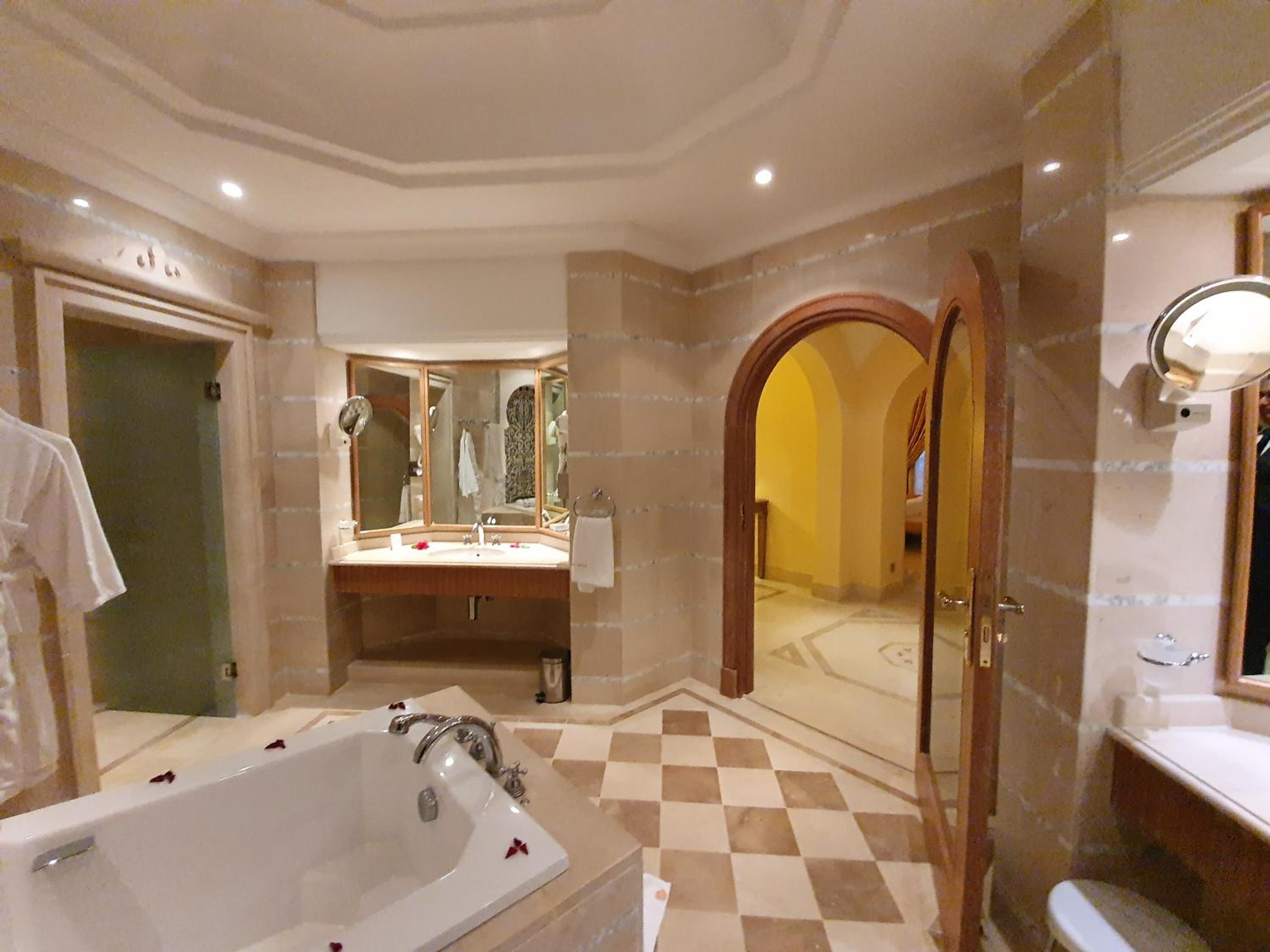 Junior Suite - Photo 5