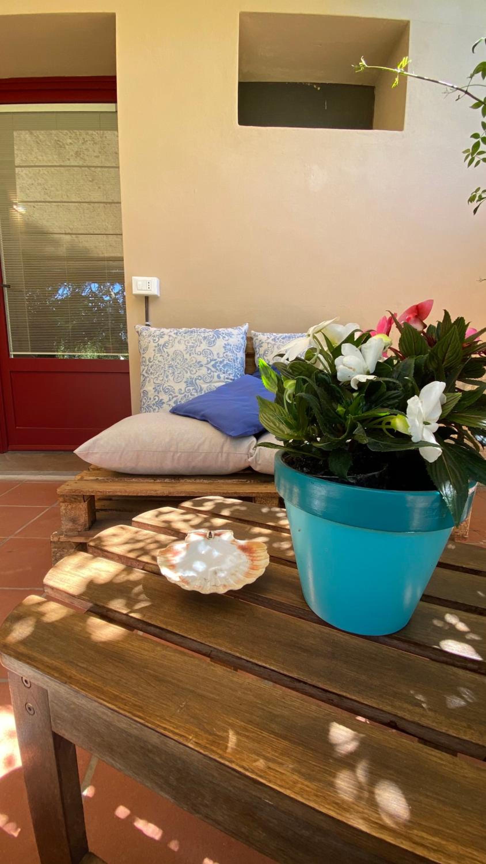 Double Room with Garden View - Photo 10